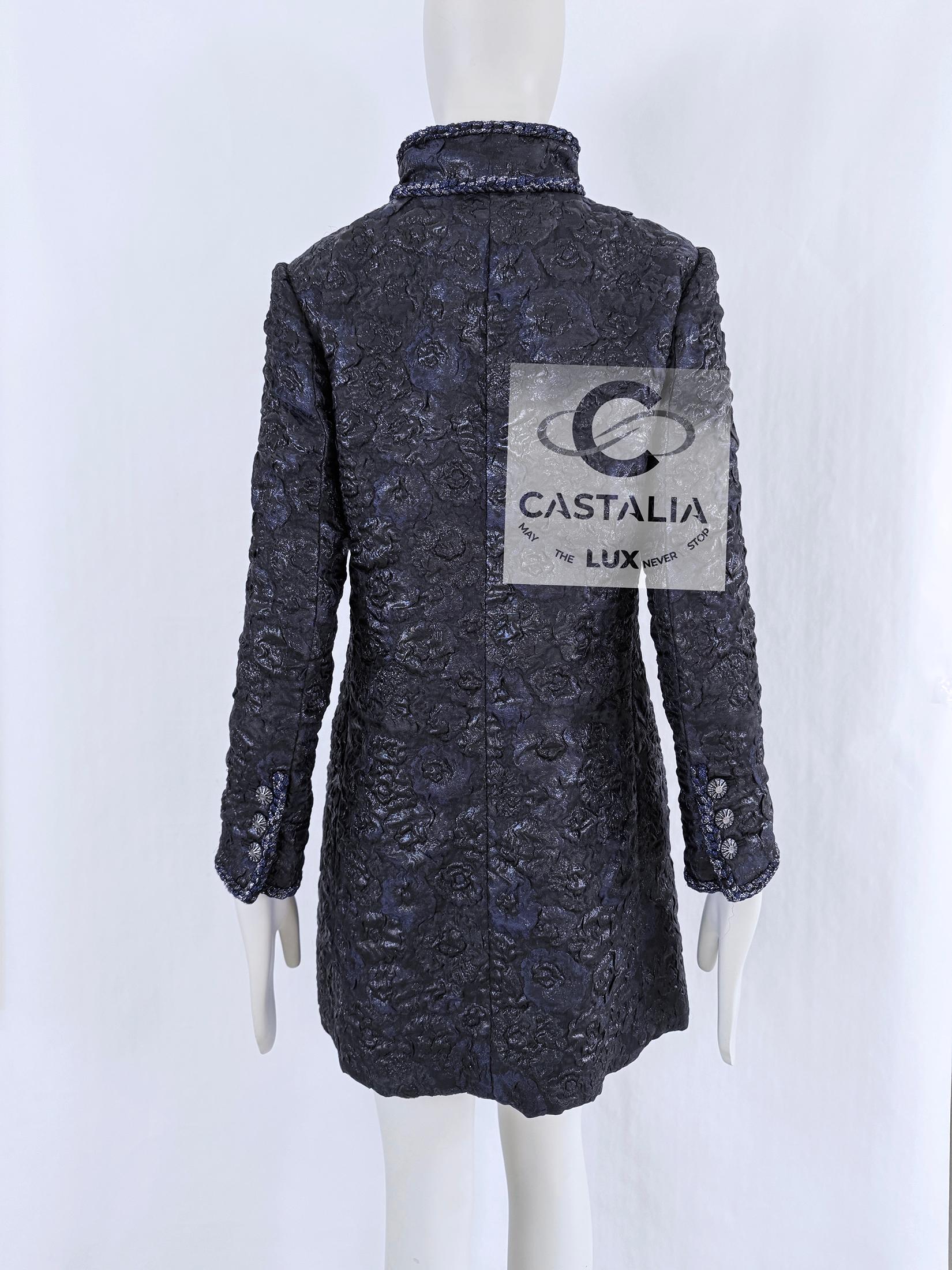 Chanel New Opulent Jacquard Jacket with Camellias 36 FR For Sale 10