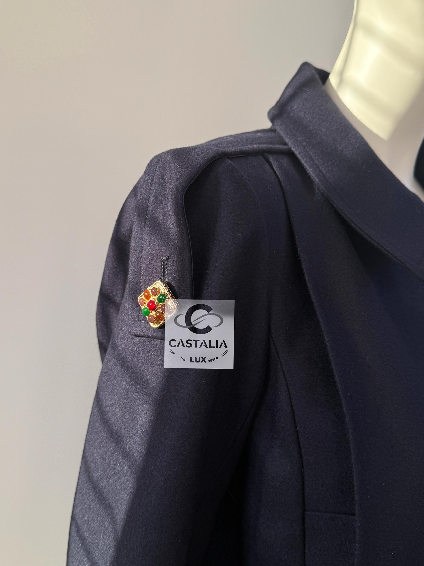 Chanel New Paris / Byzance Chaqueta Gripoix Buttons 40 FR en venta 1