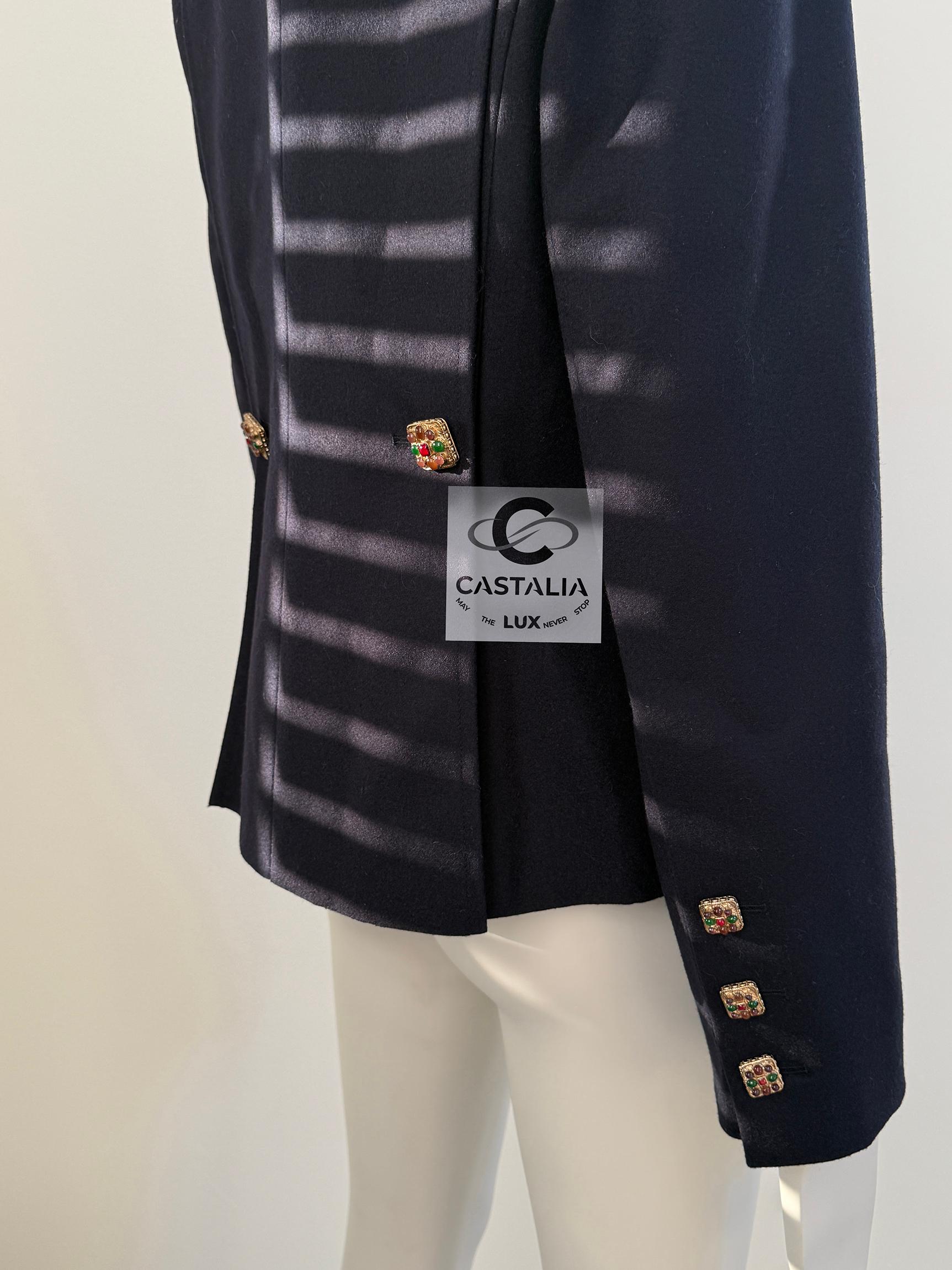 Chanel New Paris / Byzance Chaqueta Gripoix Buttons 40 FR en venta 5
