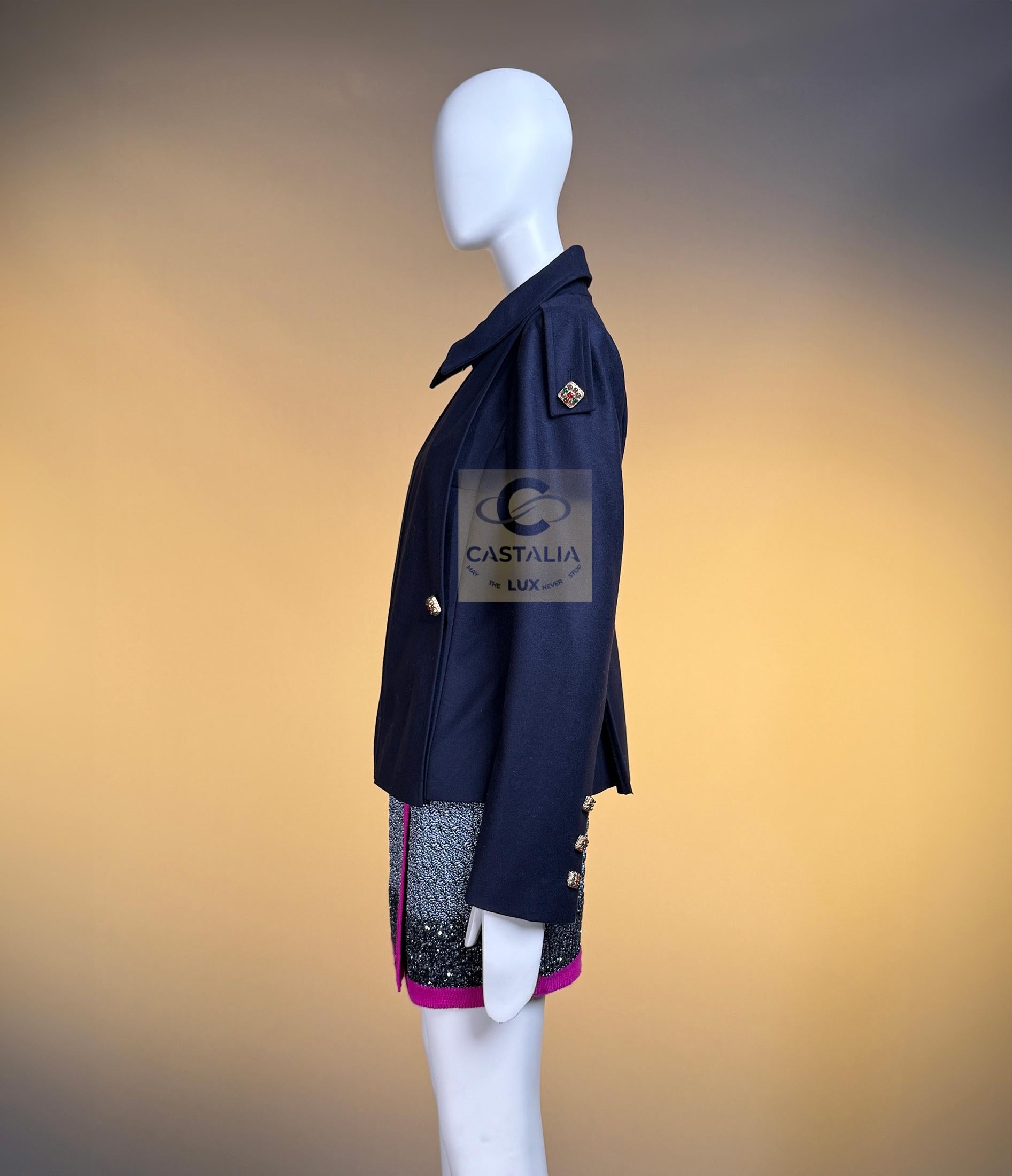 CHANEL Paris / Byzance Navy Jacket with Gripoix Buttons 40 FR For Sale 10