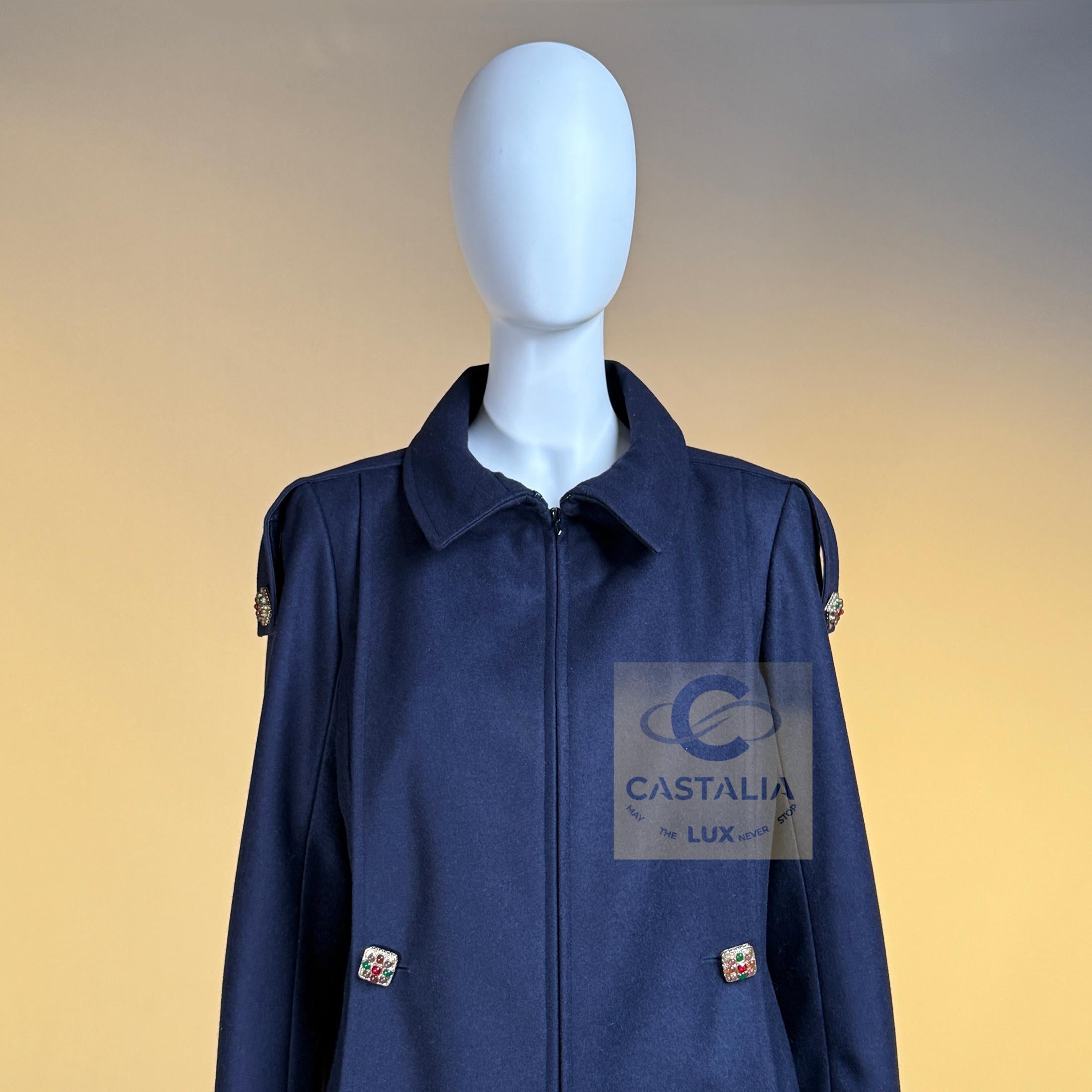 CHANEL Paris / Byzance Navy Jacket with Gripoix Buttons 40 FR For Sale 2