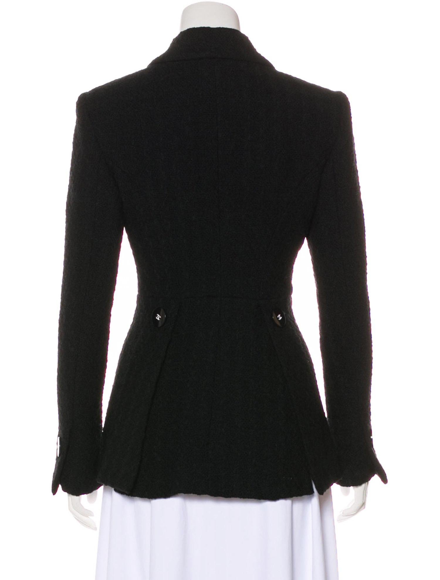 Chanel New Paris Cosmopolite It-Girl Black Tweed Jacket 11