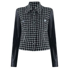 Chanel New Paris Cosmopolite Runway Jacket 40 FR