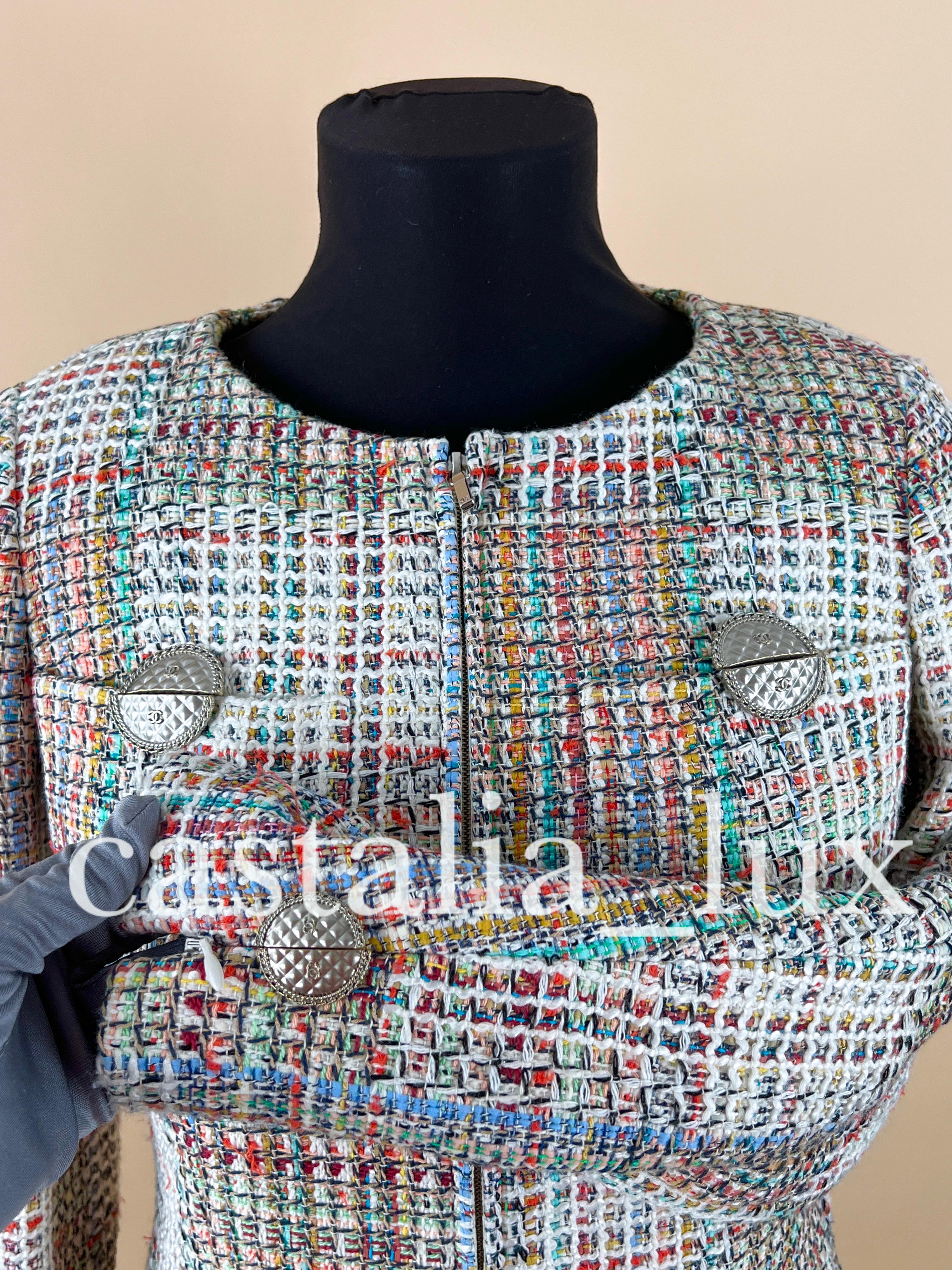 Chanel Neue Paris / Kuba Werbekampagne Tweed-Jacke für die Werbekampagne im Angebot 6