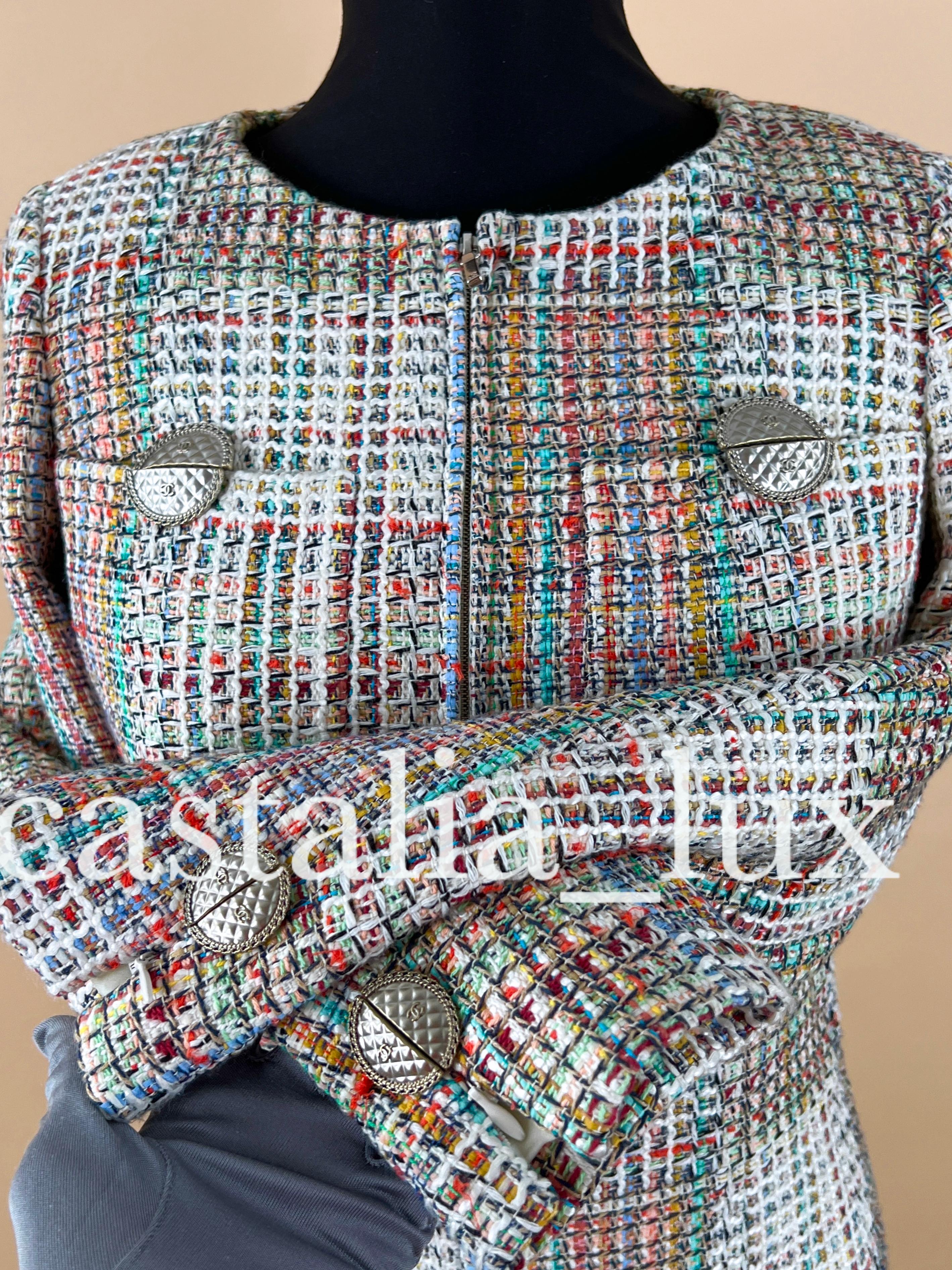Chanel Neue Paris / Kuba Werbekampagne Tweed-Jacke für die Werbekampagne im Angebot 2