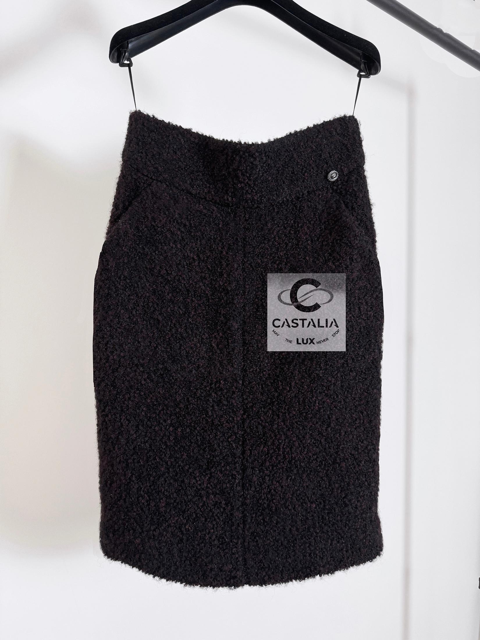 Chanel New Paris / Dallas Alpaca Tweed Skirt In New Condition In Dubai, AE