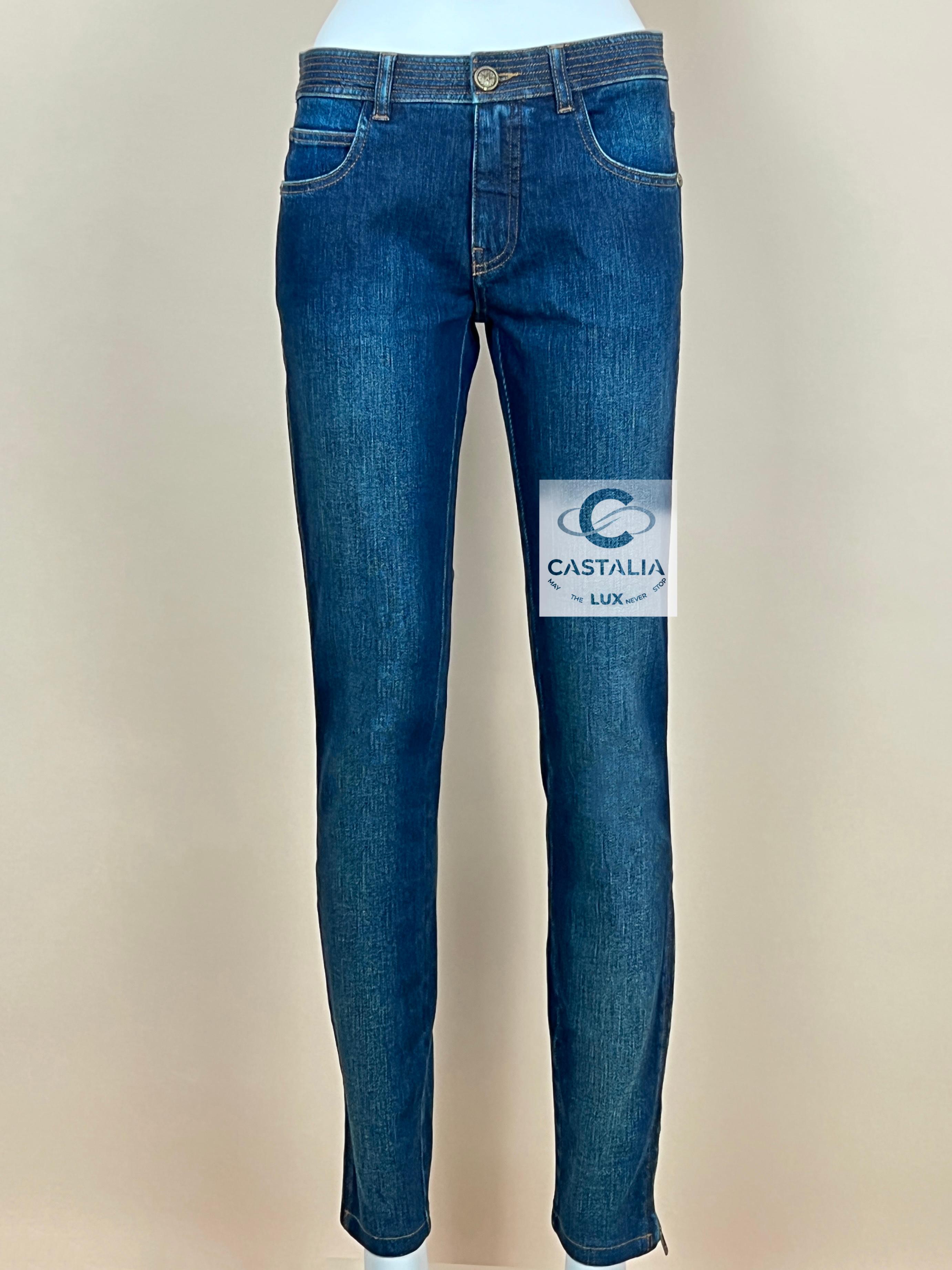 Chanel New Paris / Dallas Runway Jeans In New Condition In Dubai, AE