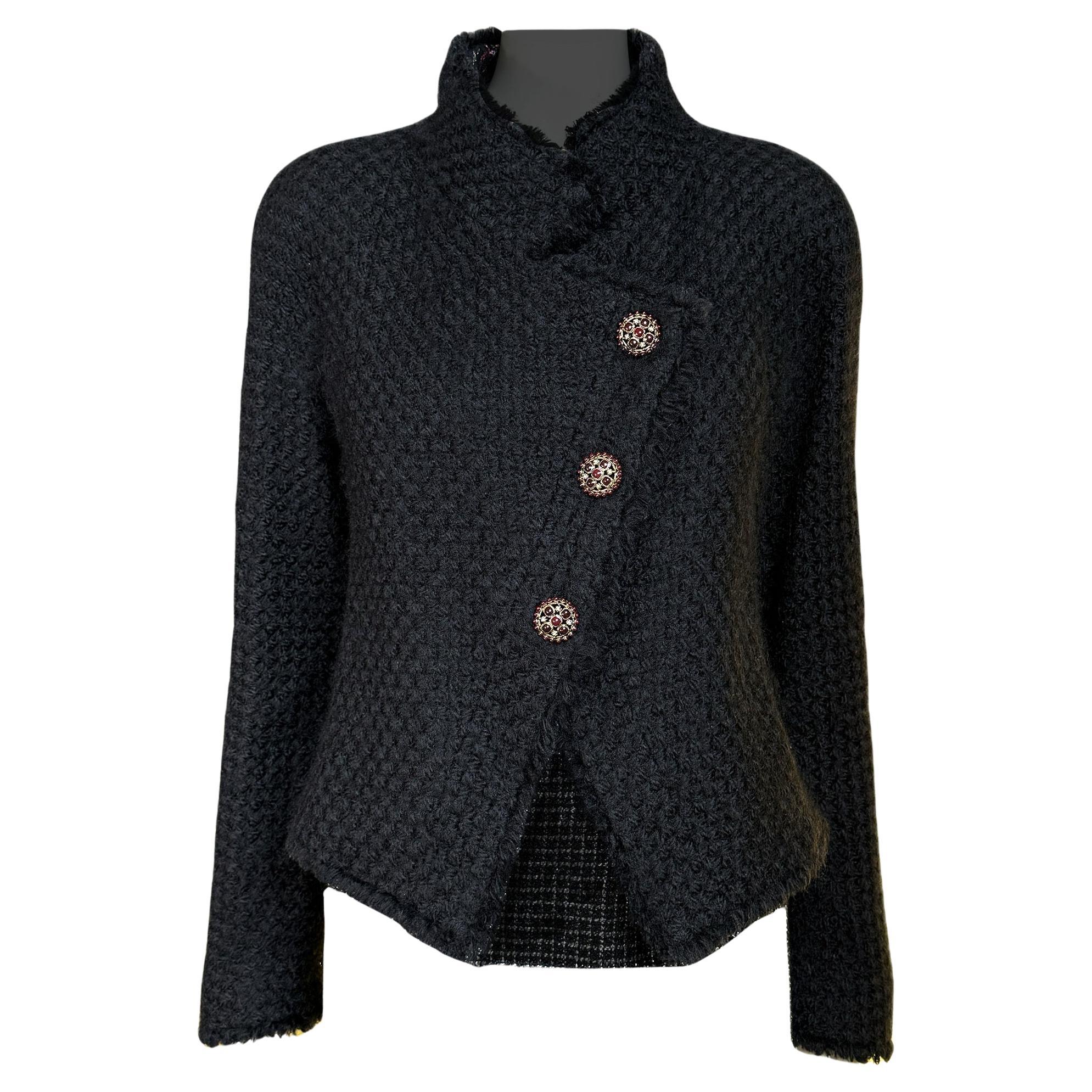 Chanel Nueva París / Edimburgo Chaqueta icónica de tweed de tartán negro 38 FR en venta