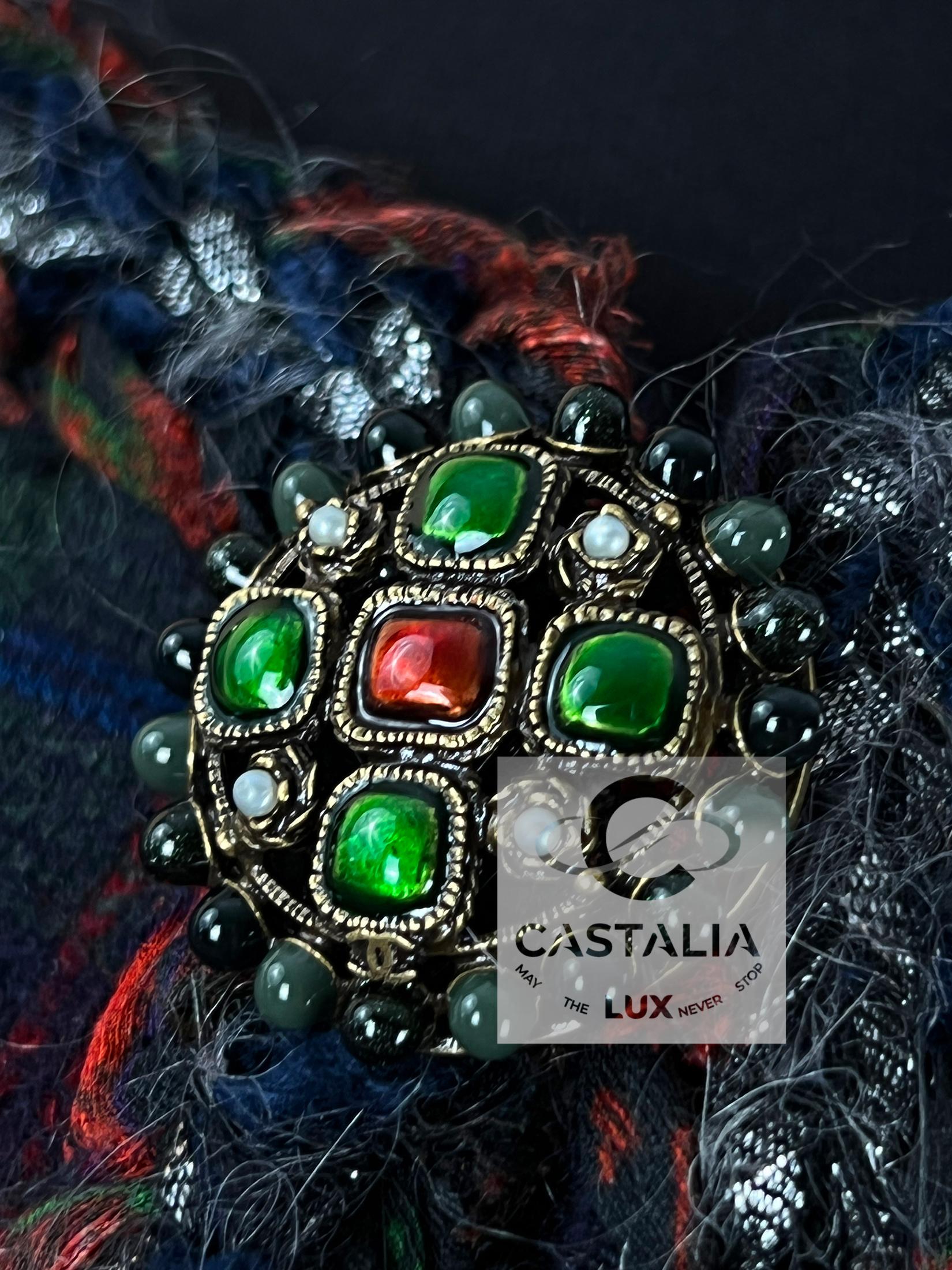 CHANEL New Paris / Edinburgh Ikonische Rote Tartan Jacke 46 FR im Angebot 6