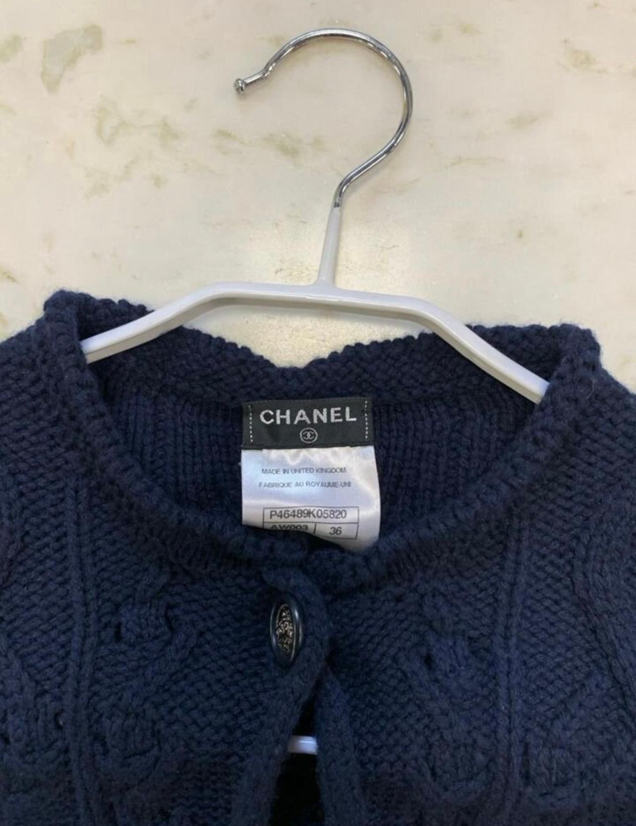 Chanel New Paris / Edinburgh Runway Cashmere Jacket For Sale 3