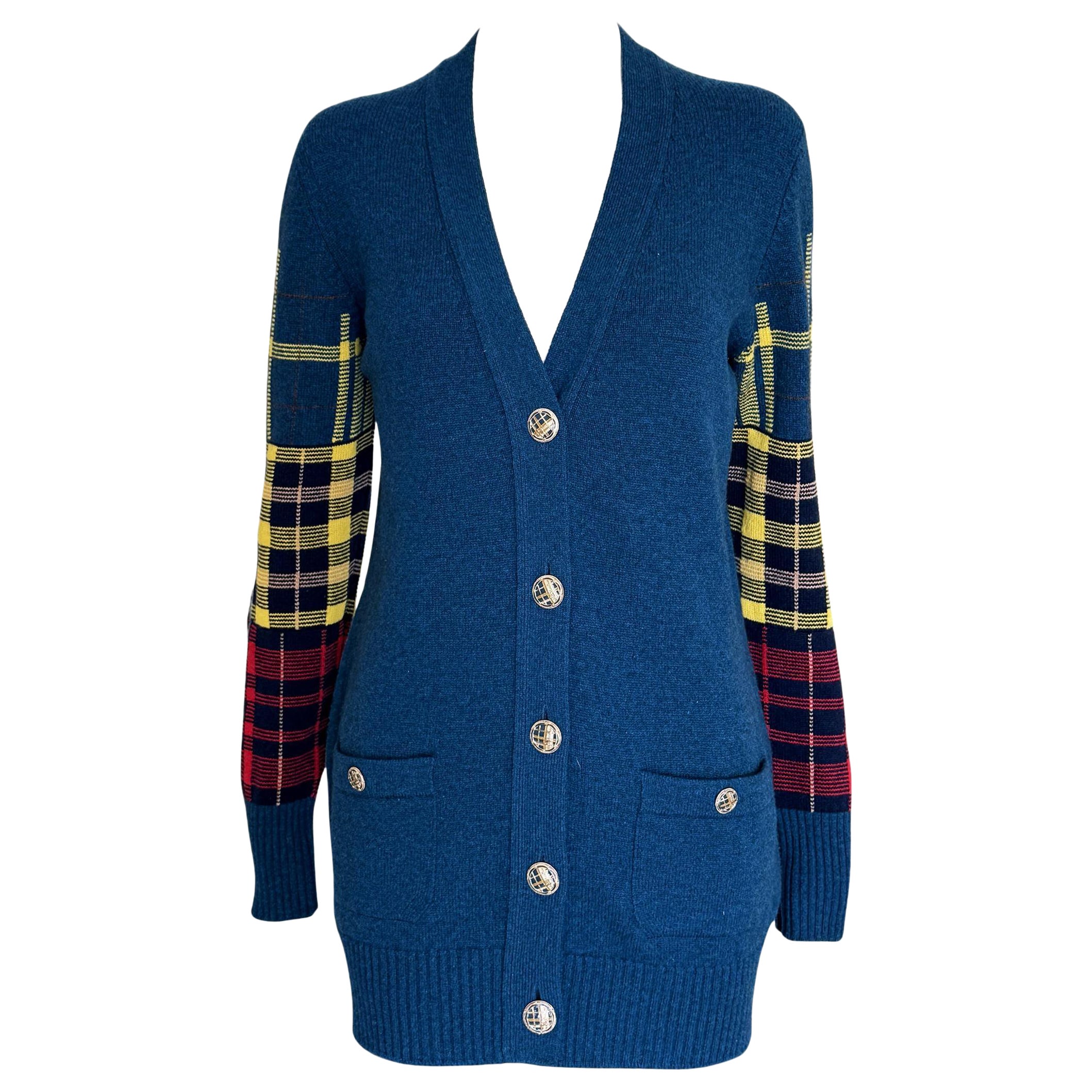Chanel Neue Paris / Edinburgh Tartan-Ärmel-Laufsteg-Strickjacke mit Ärmeln 38 FR