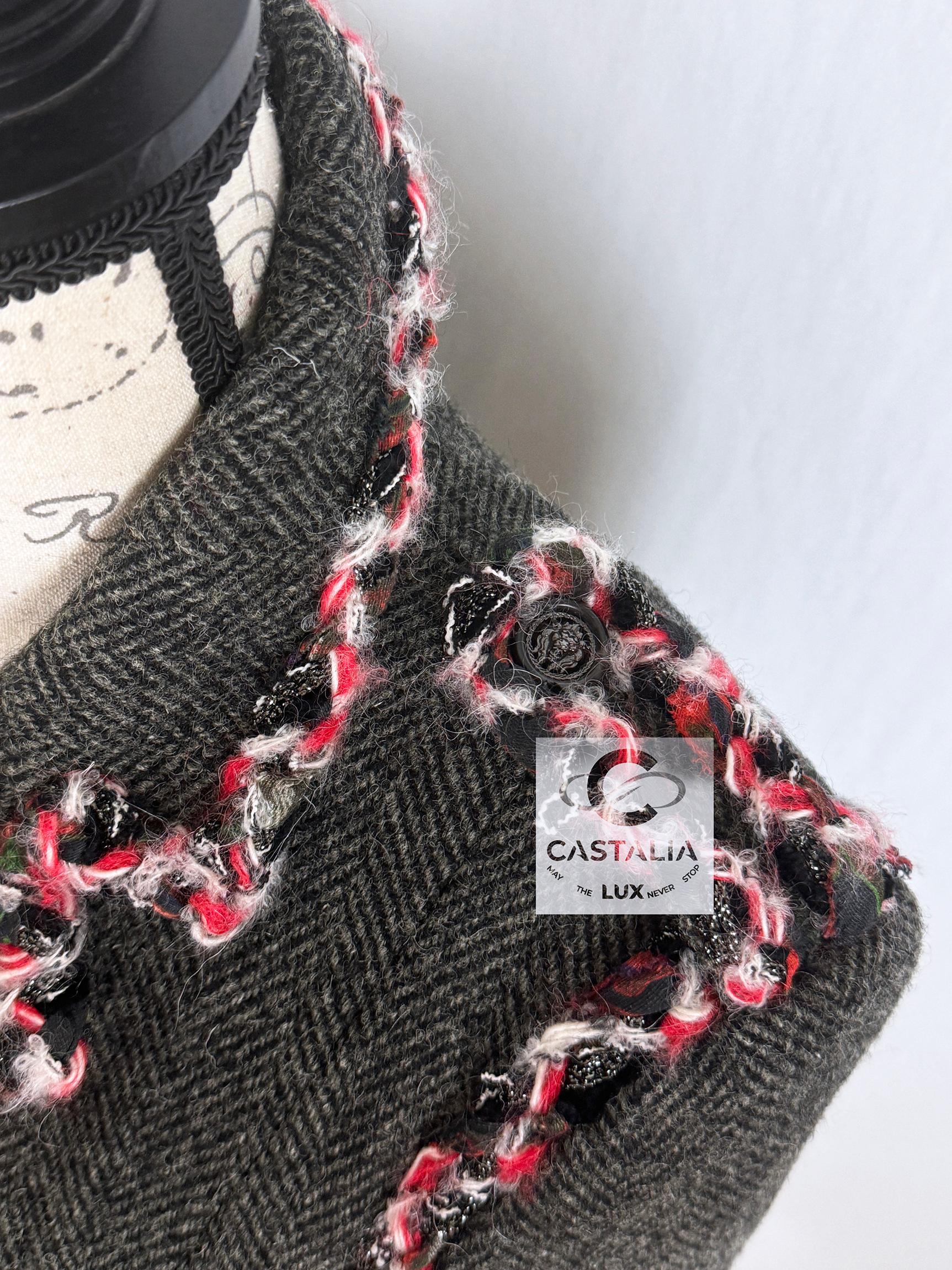 Chanel New Paris / Edinburgh Tartan Trim Tweed Jacket 8