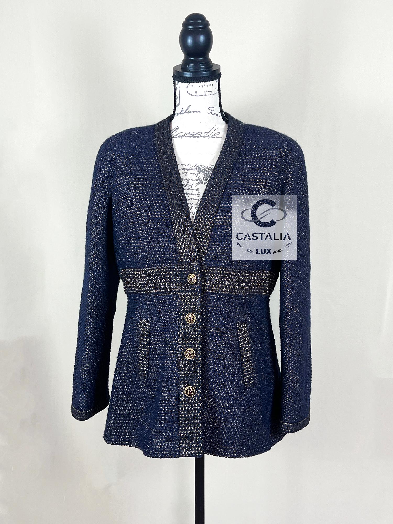 Chanel Neu Paris / EGYPT Gripoix Tweed-Jacke mit Knopfleisten und Tweed-Jacke für Damen oder Herren