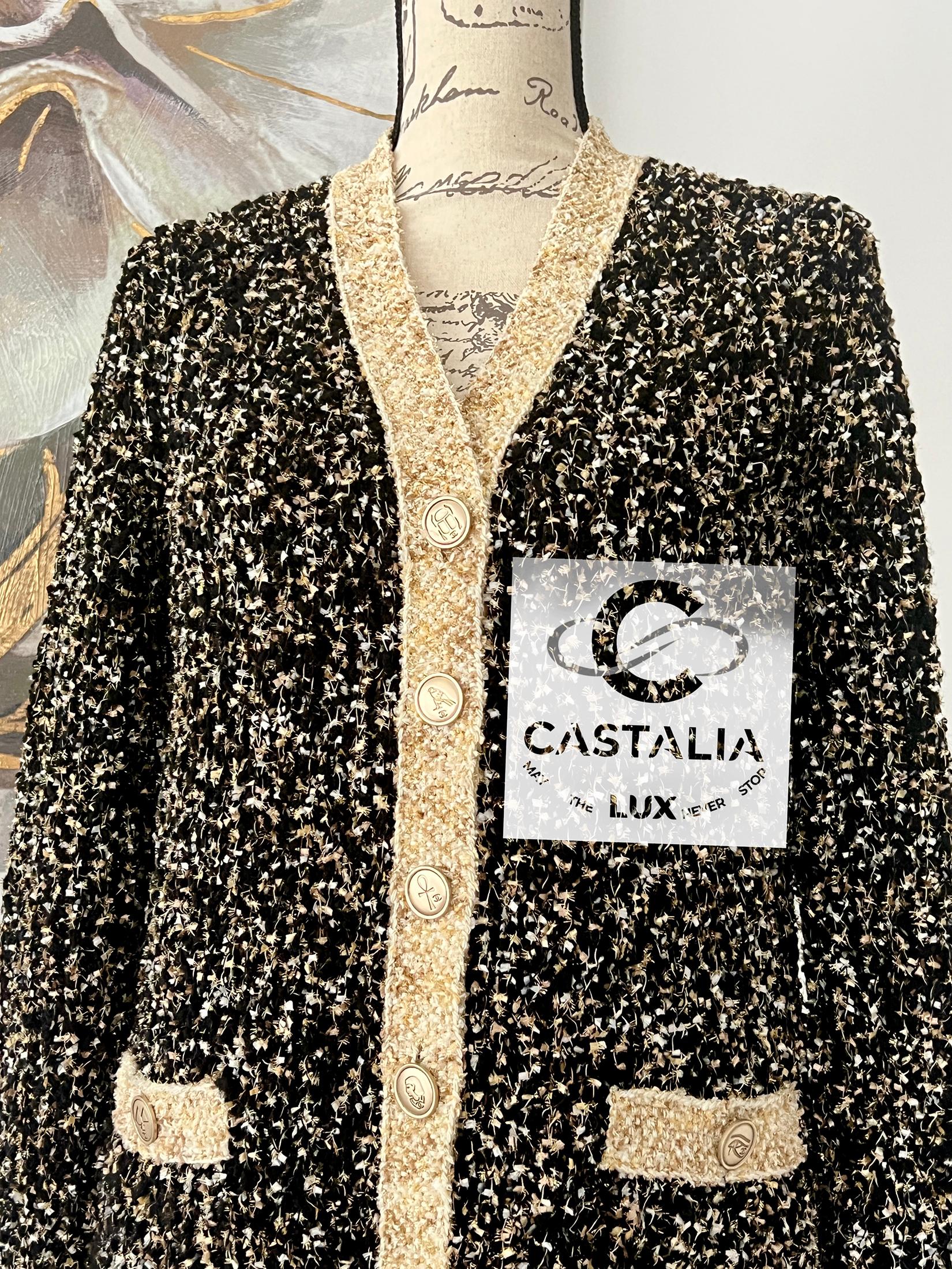Women's or Men's Chanel New Paris / Egypt Lesage Tweed Woven Jacket 44 FR For Sale