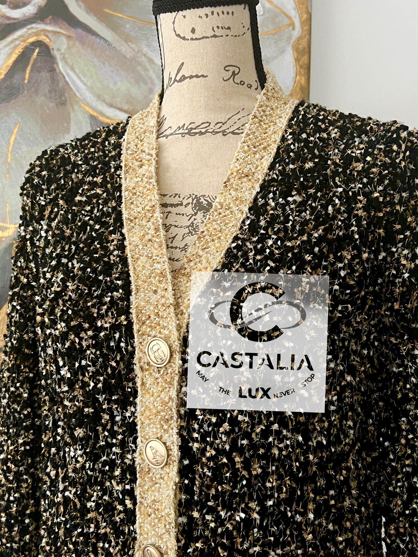 Chanel New Paris / Egypt Lesage Tweed Woven Jacket 44 FR For Sale 1