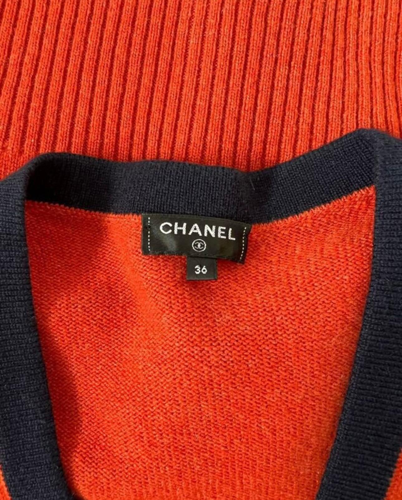 Chanel New Paris / Hamburg Orange Cashmere Cardigan For Sale 4