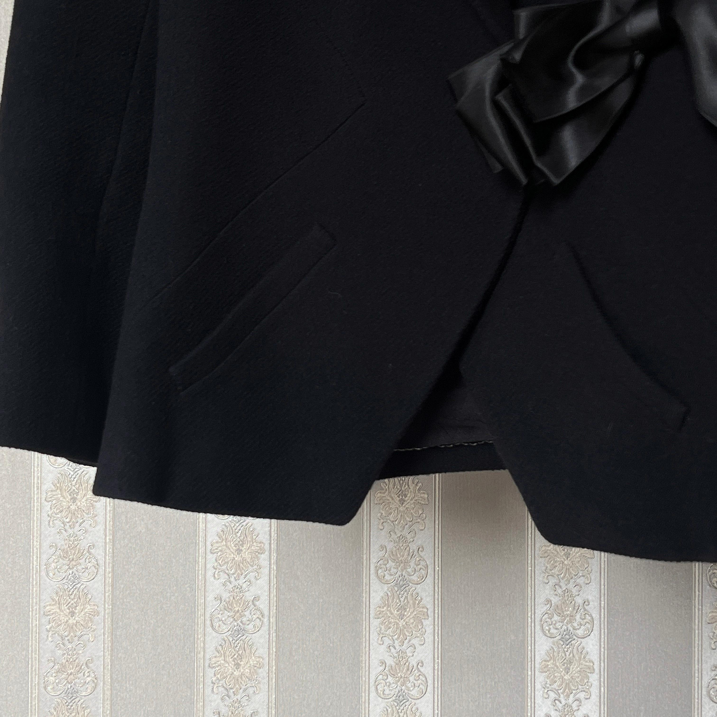 Chanel New Paris / London Runway Black Tweed Jacket For Sale 6