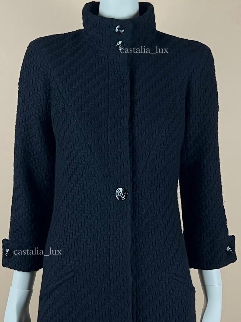 Chanel New Paris / London Runway Maxi Tweed Coat In New Condition In Dubai, AE