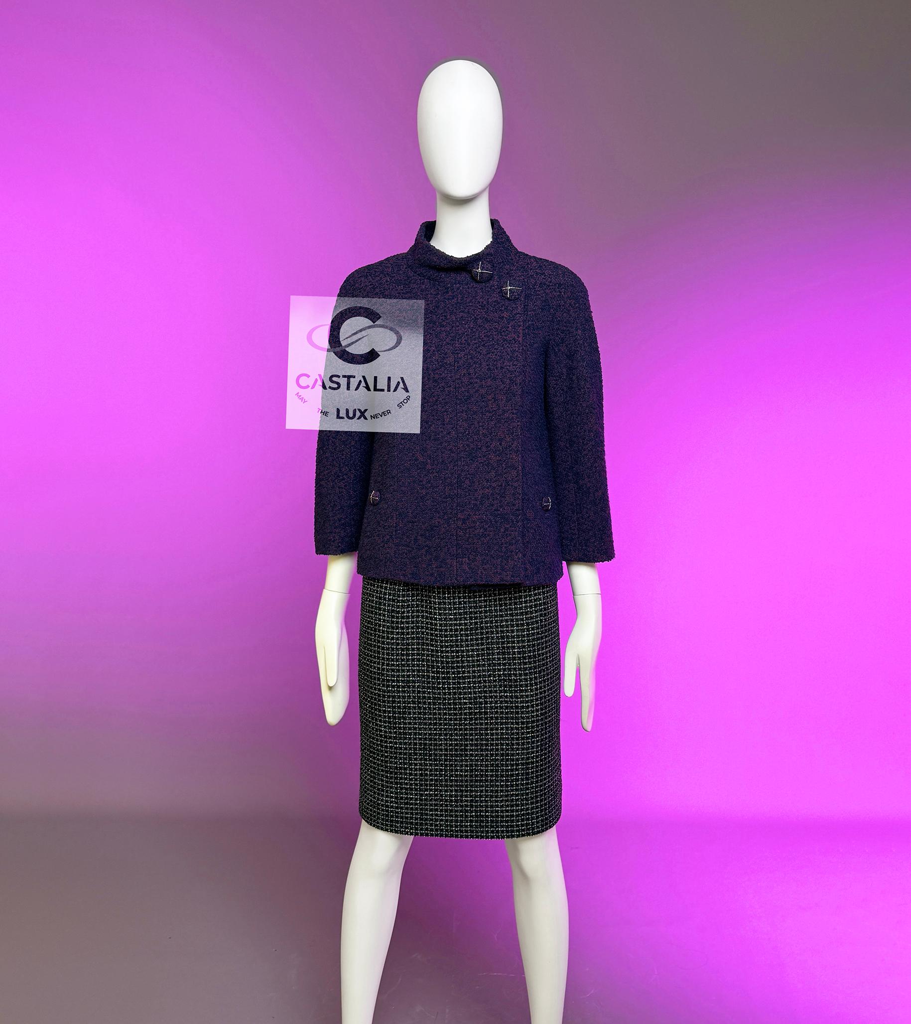 CHANEL New Paris / MONACO Veste en tweed améthyste 34 FR en vente 8