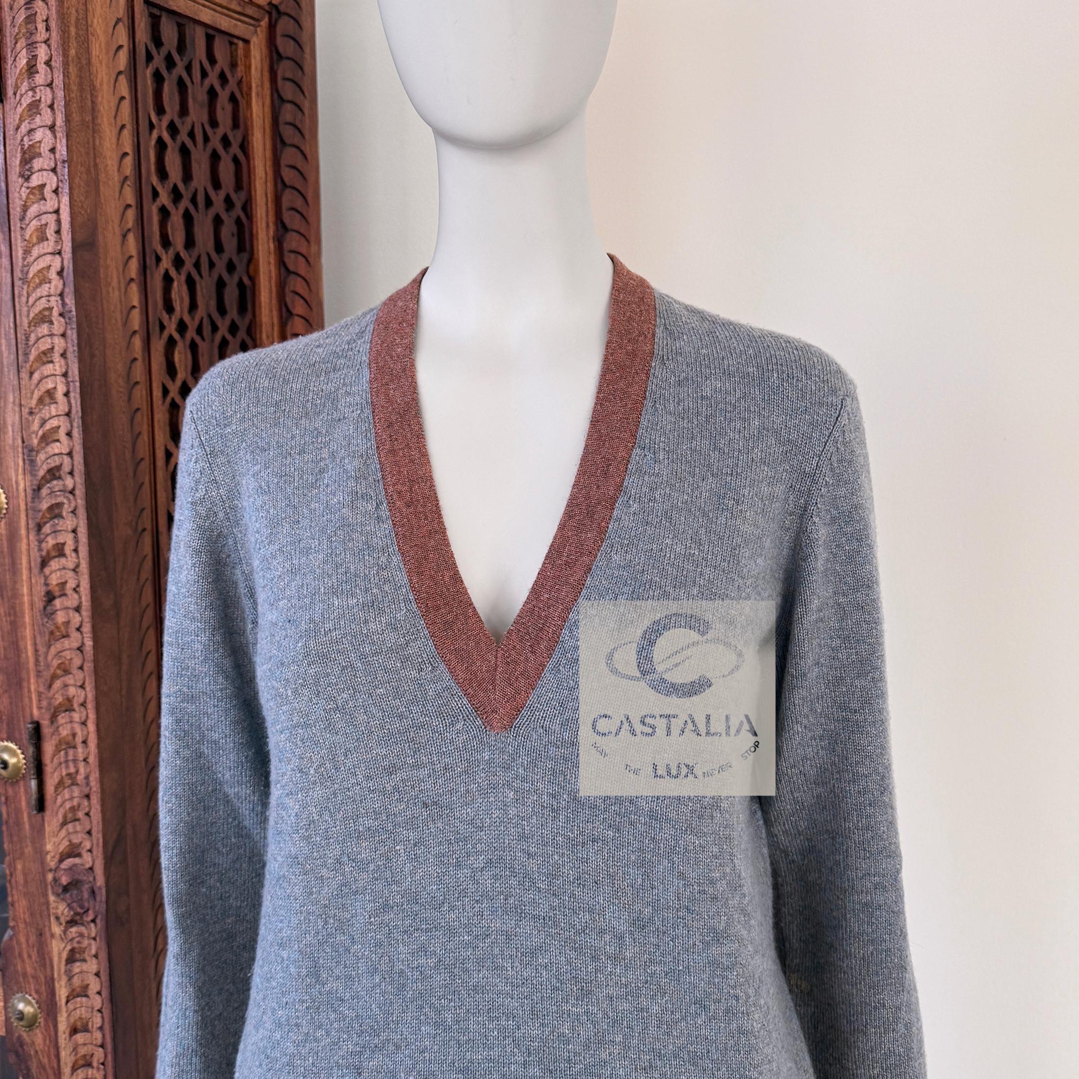 CHANEL New Paris / Rome Gris Runway Grey Jumper 36 FR en vente 1