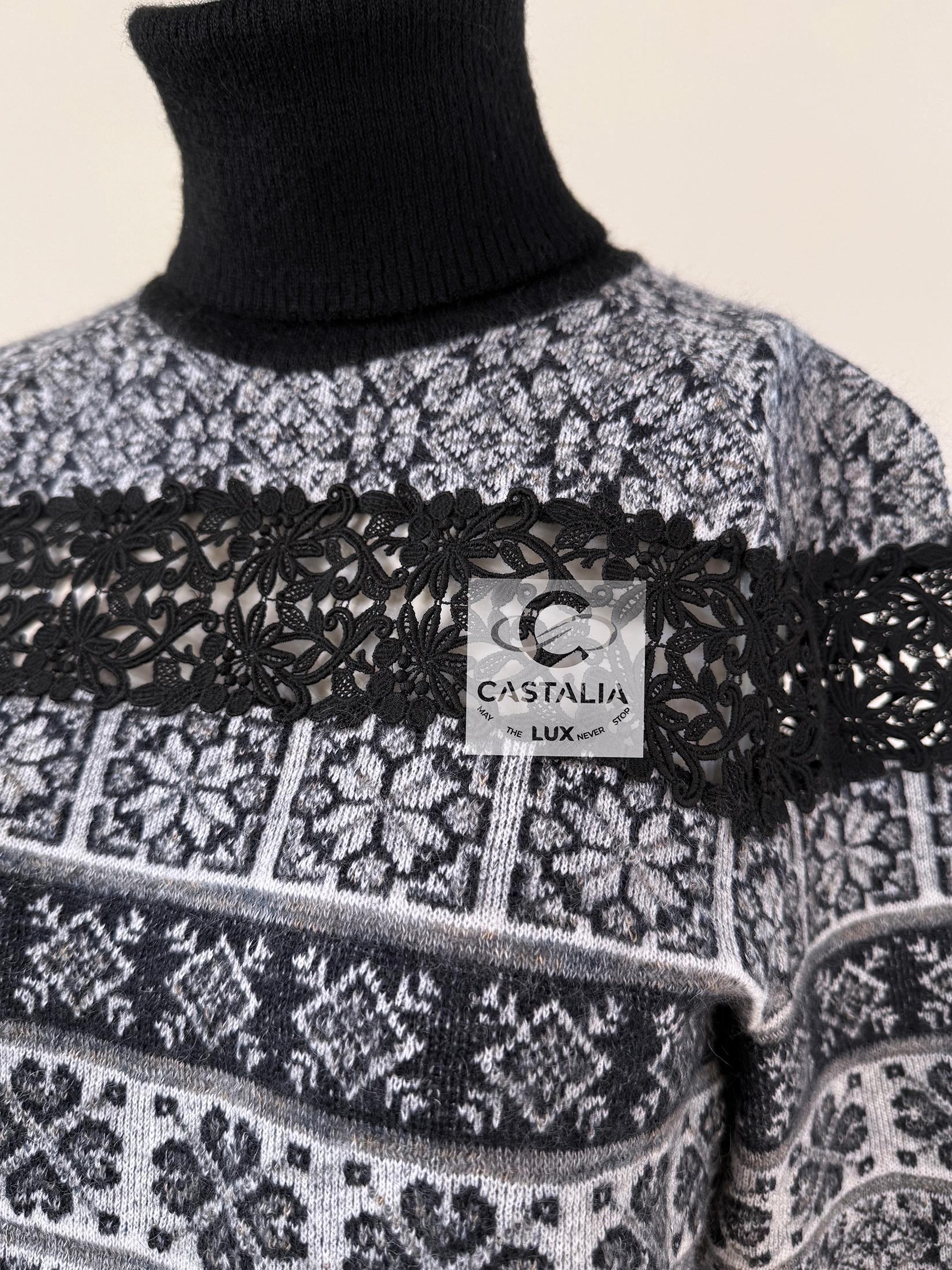 Women's or Men's Chanel New Paris / Rome Lace Decor Runway Jumper 34 FR