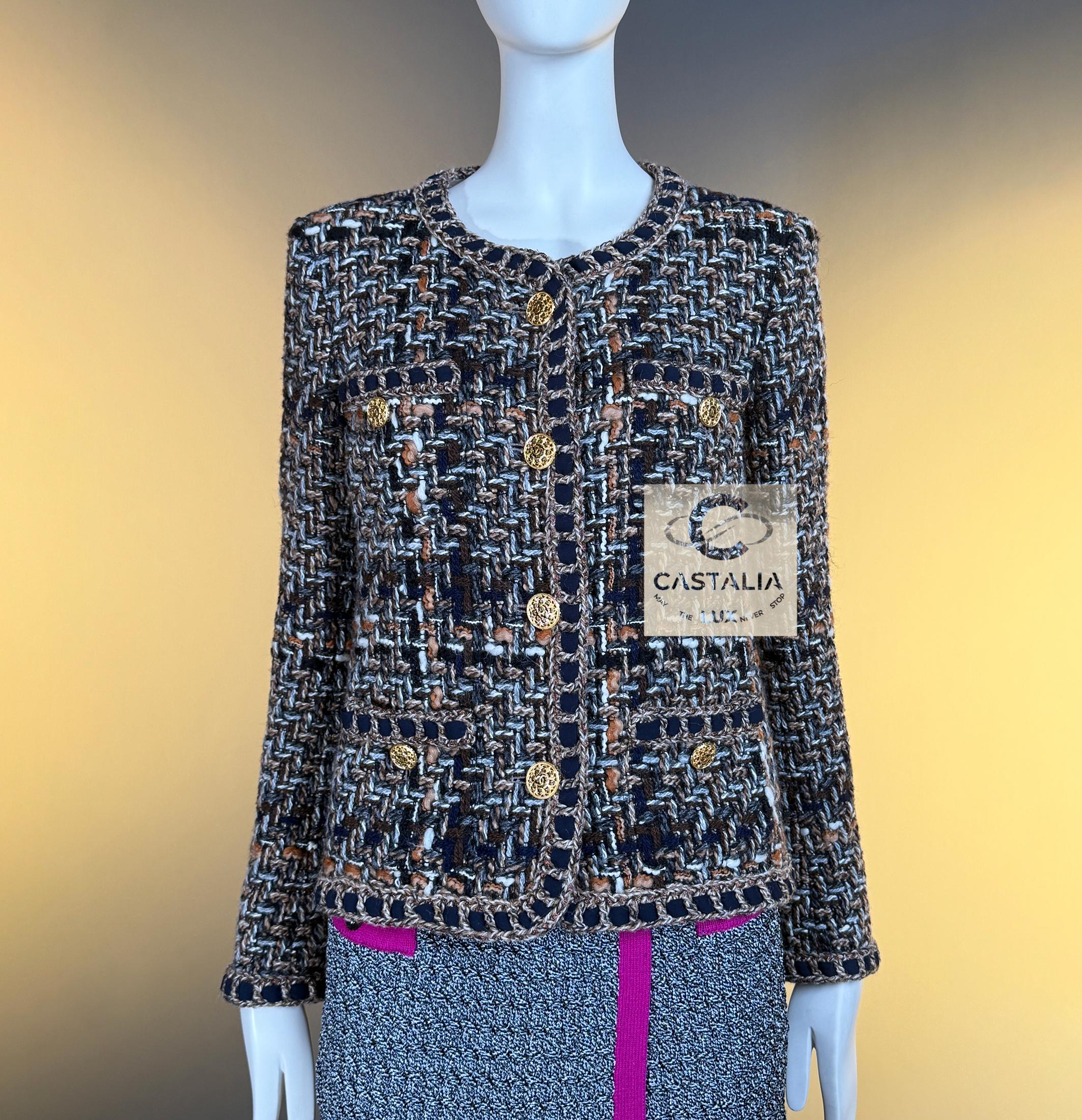 Chanel New Paris / ROME Legend Giacca in tweed beige 36 FR in vendita 10