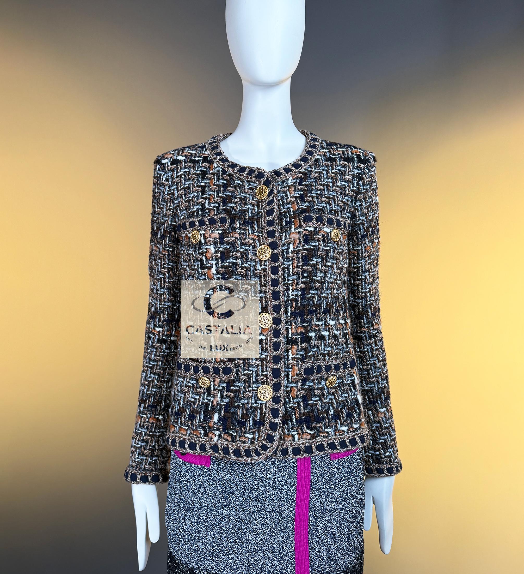 Chanel New Paris / ROME Legend Giacca in tweed beige 36 FR in vendita 5