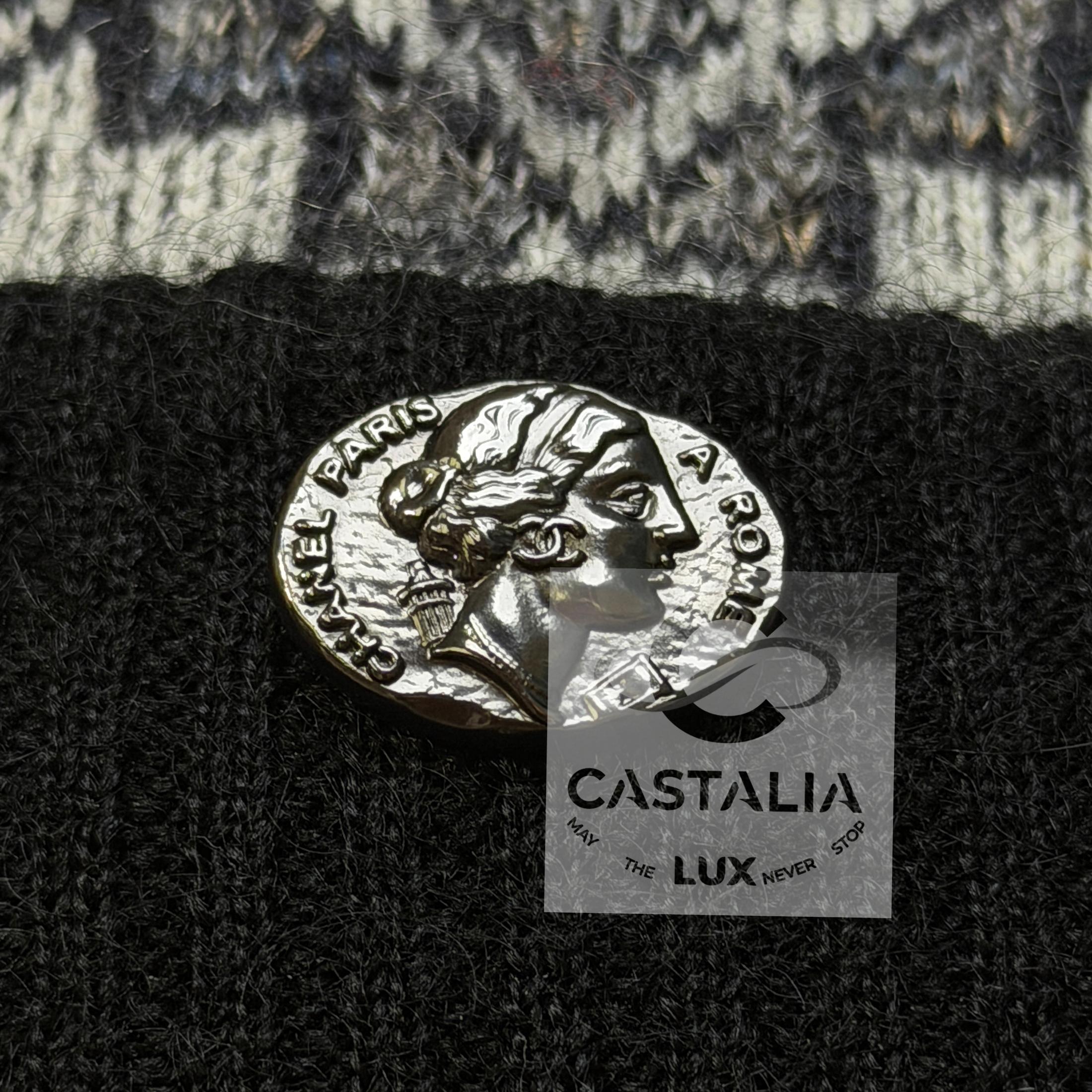 CHANEL New Paris / Rom Runway Exquisite Jimper 34 FR im Angebot 6