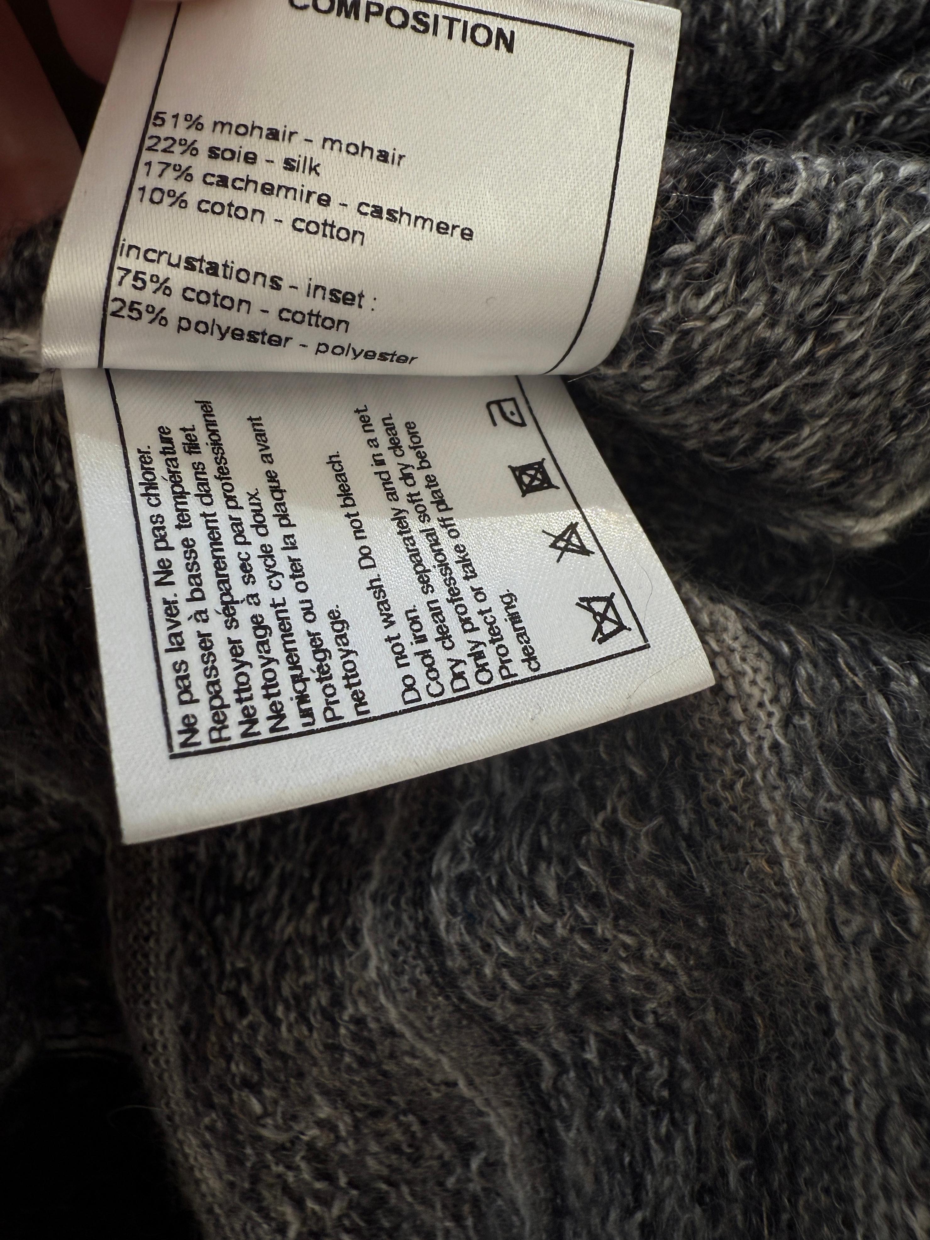 Chanel New Paris / Rome Runway Exquisite Jimper 34 FR en vente 8