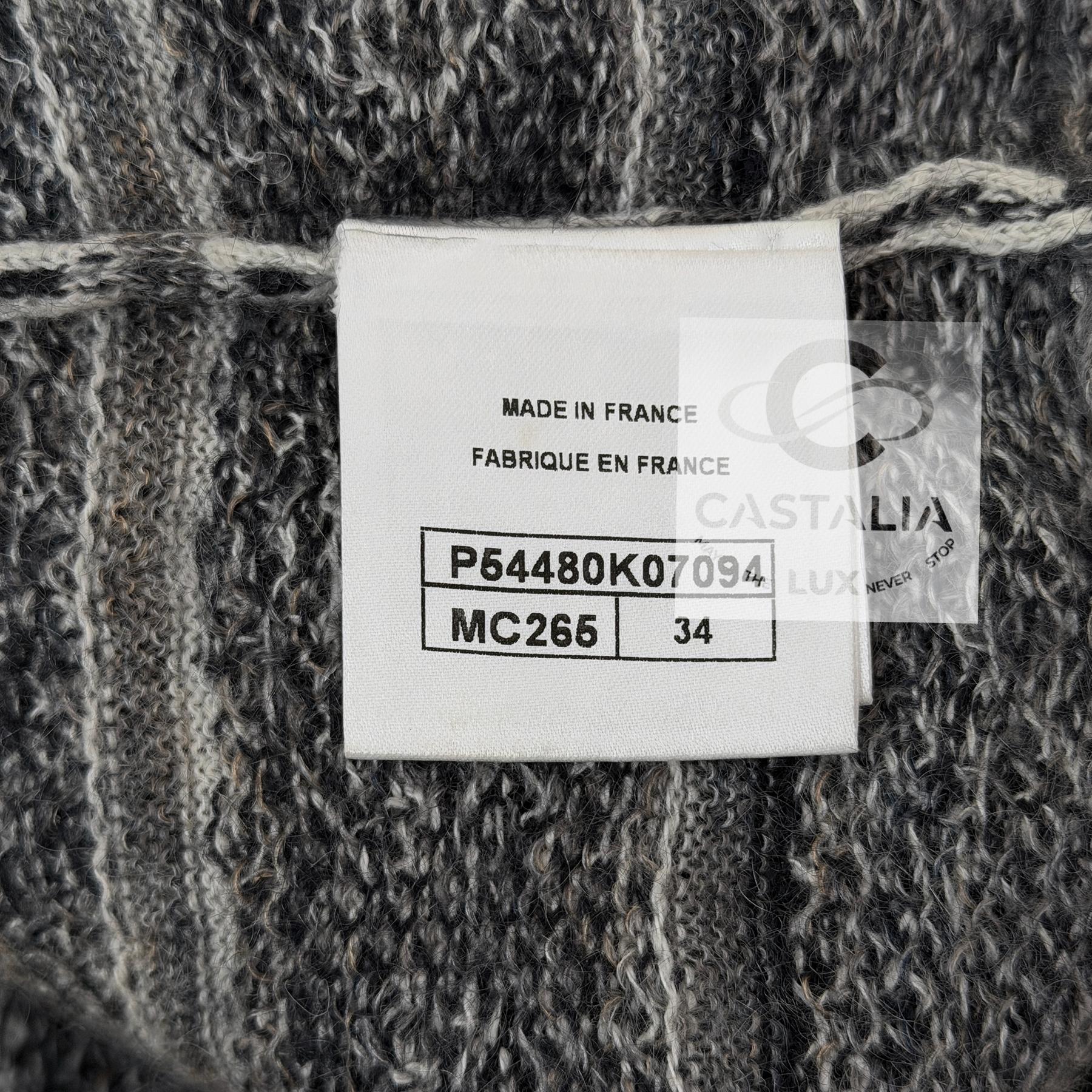 CHANEL New Paris / Rom Runway Exquisite Jimper 34 FR im Angebot 11