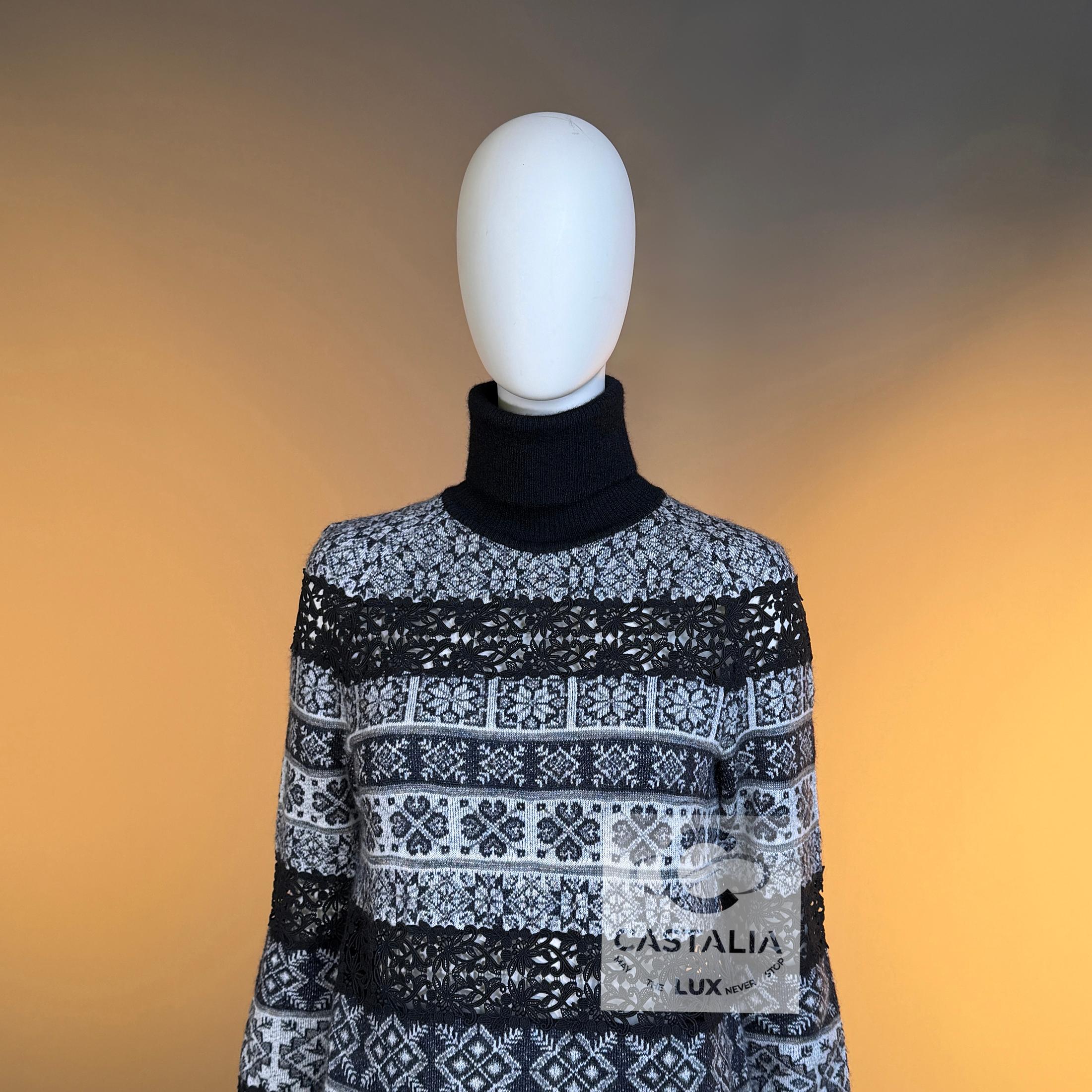 CHANEL New Paris / Rom Runway Exquisite Jimper 34 FR im Angebot 2