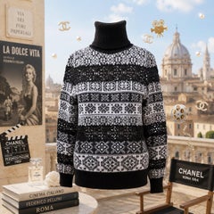 CHANEL New Paris / Rome Runway Exquisite Jumper 34 FR