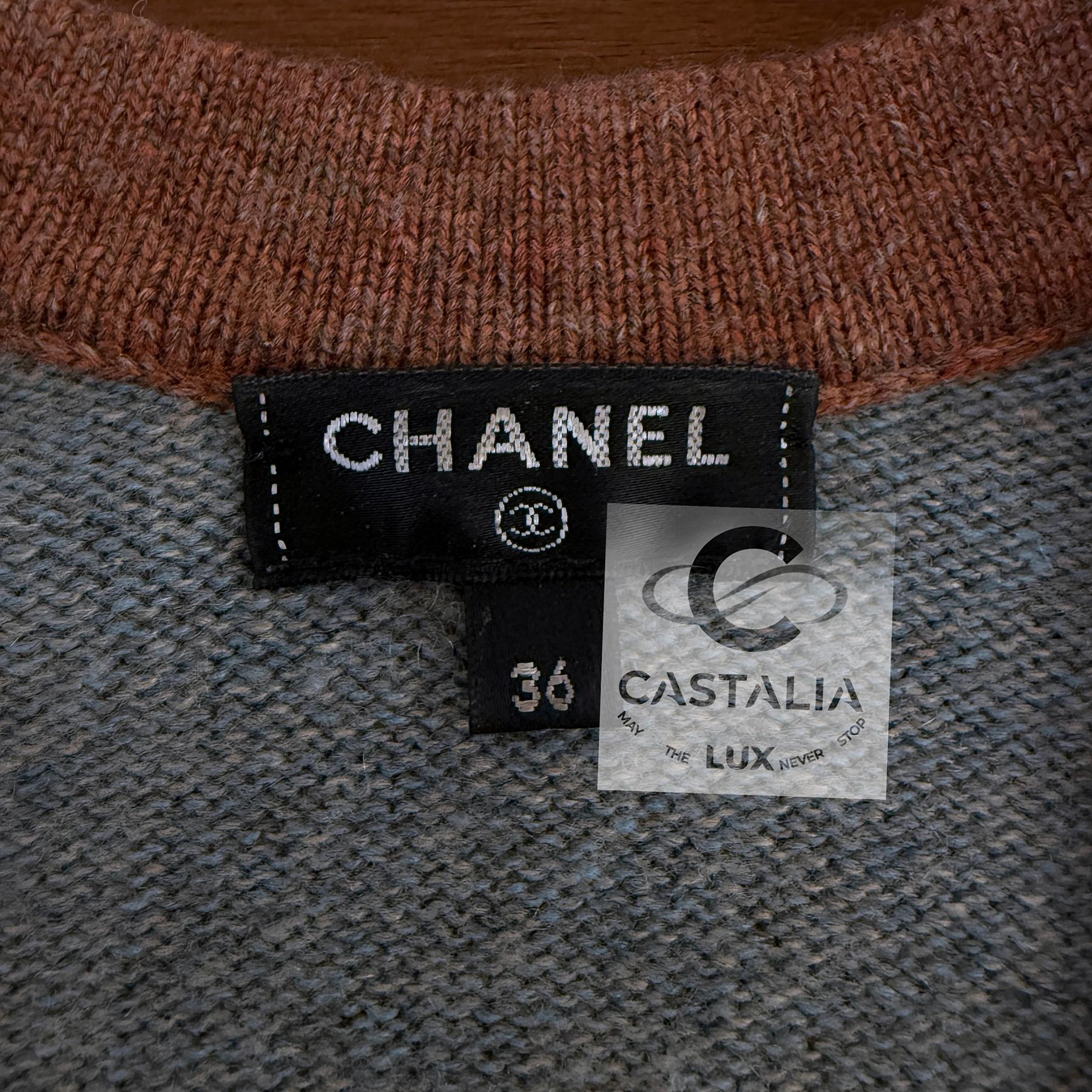 Chanel New Paris / Rome Runway Grey Cashmere Jumper 36 FR For Sale 4
