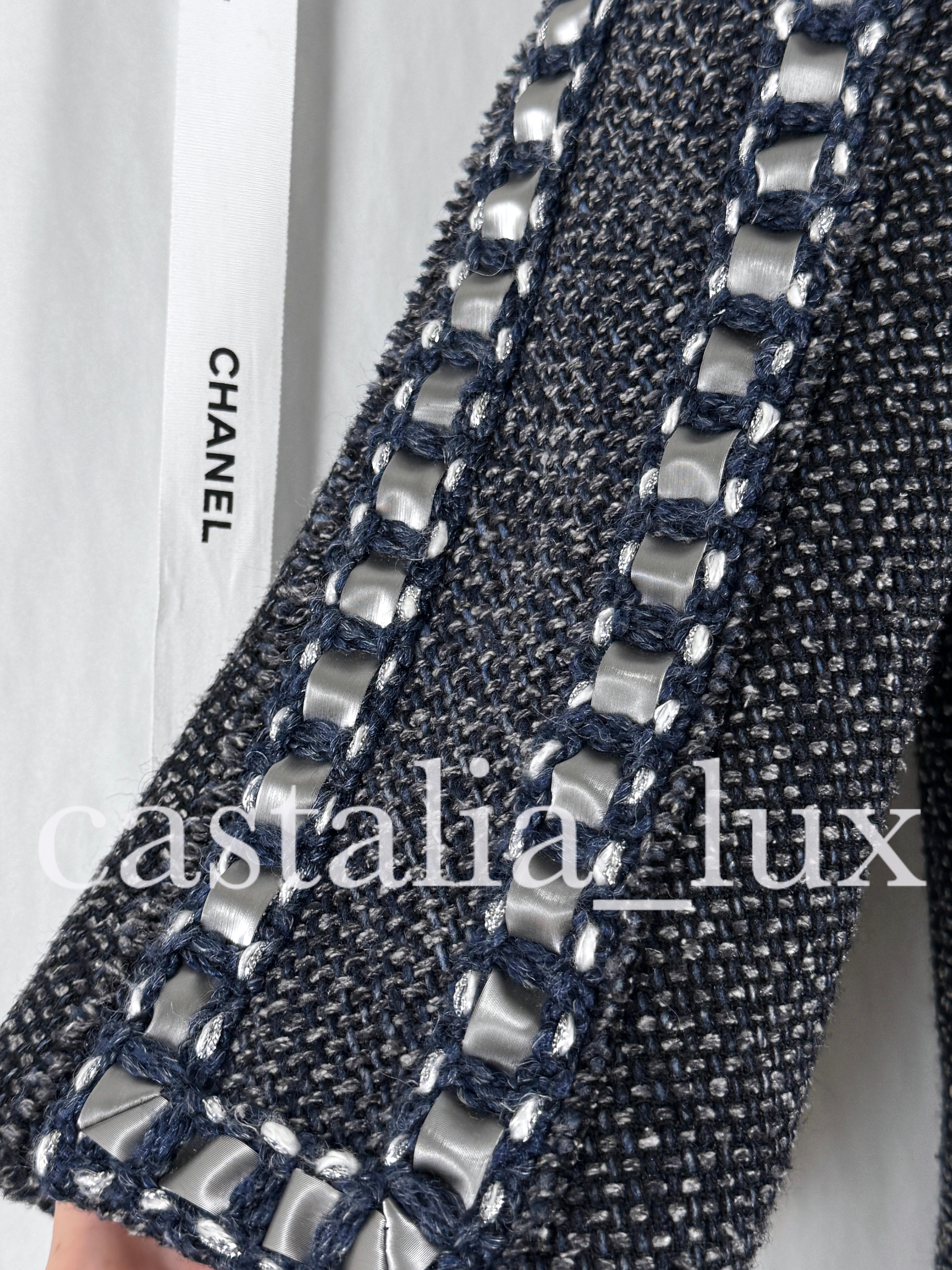 Chanel New Paris / Vestito in tweed di Roma 5