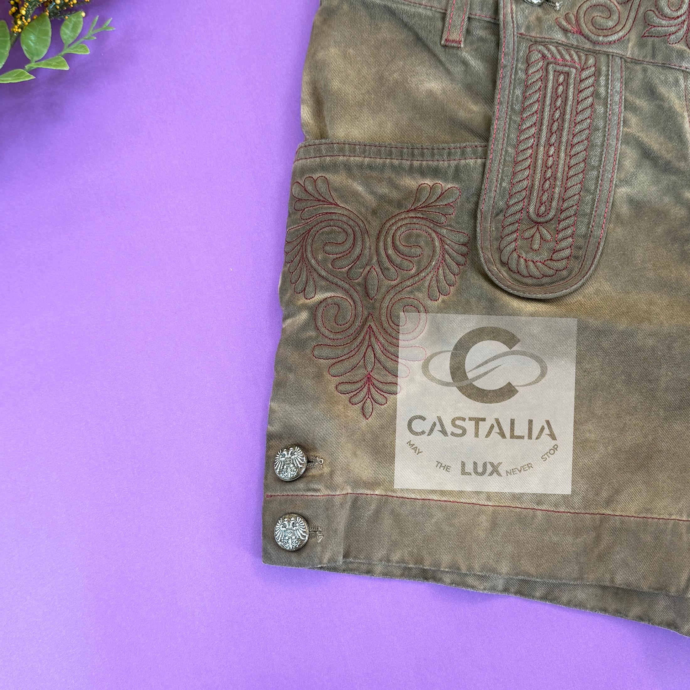 CHANEL New Paris / Salzburg Short brodé Icone 36 FR en vente 9