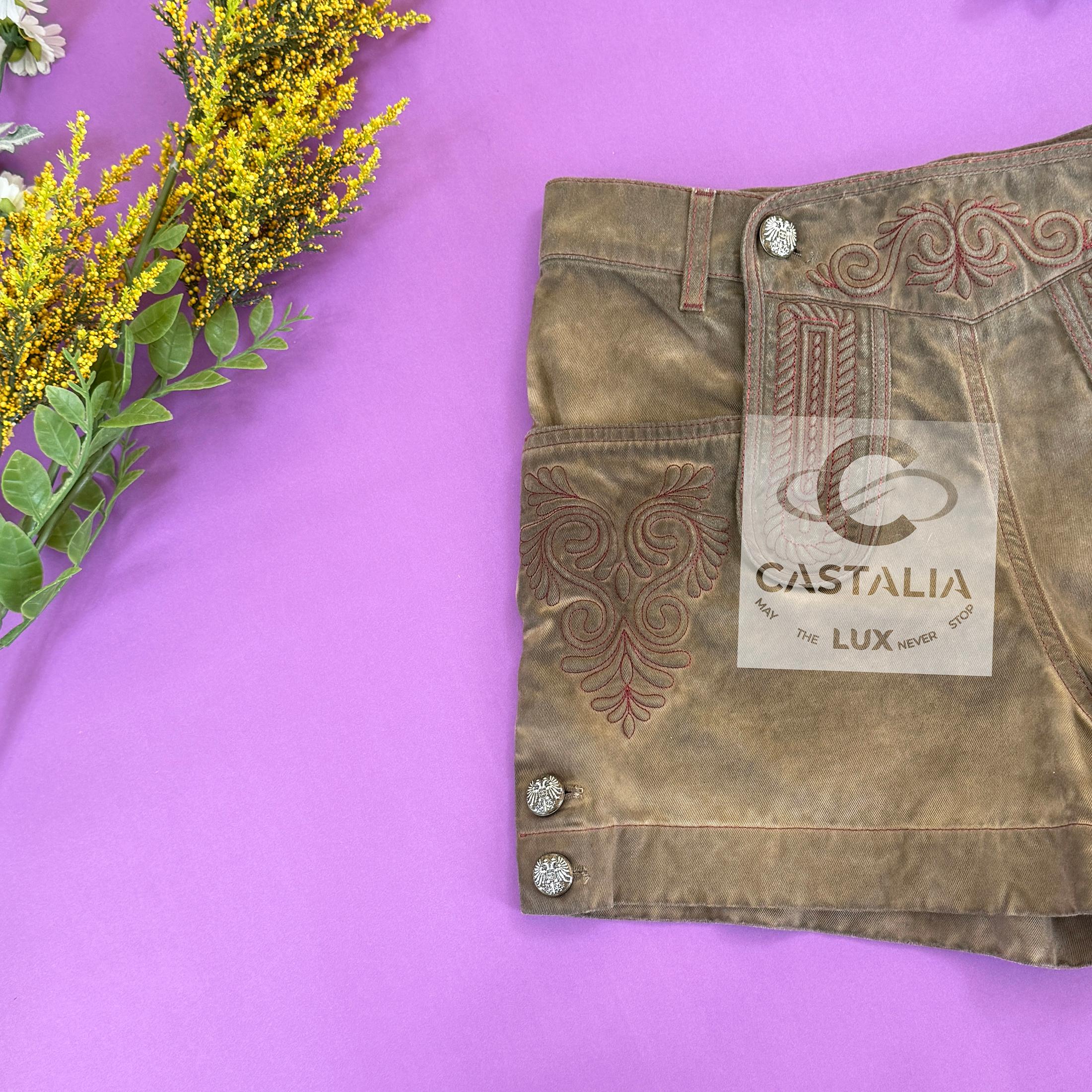 CHANEL New Paris / Salzburg Short brodé Icone 36 FR en vente 11