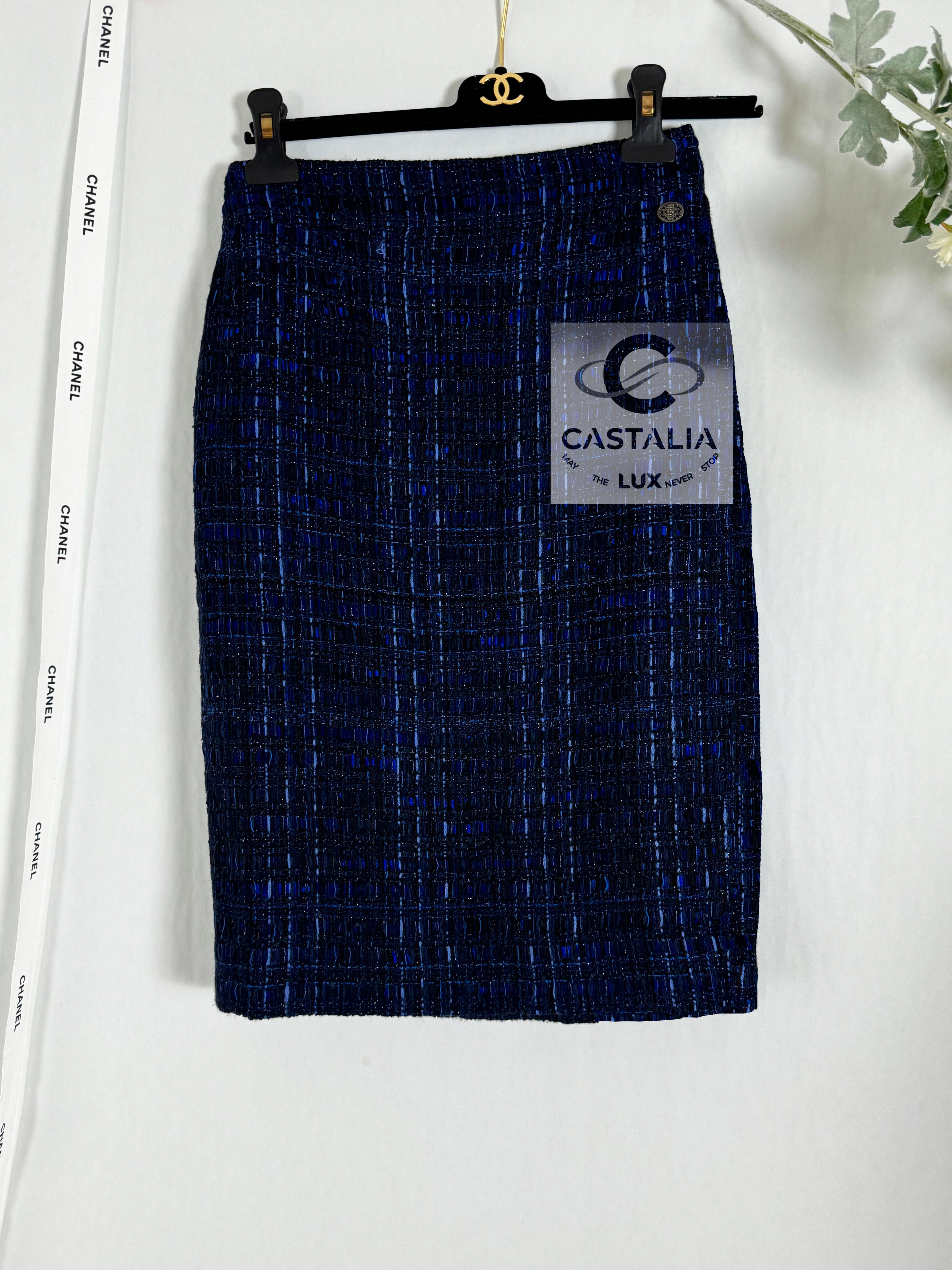 Black Chanel New Paris / Shanghai Lesage Tweed Skirt 46 FR For Sale