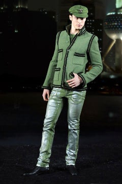 CHANEL New Paris / Shanghai Statement Black Tweed Jacket 40 FR