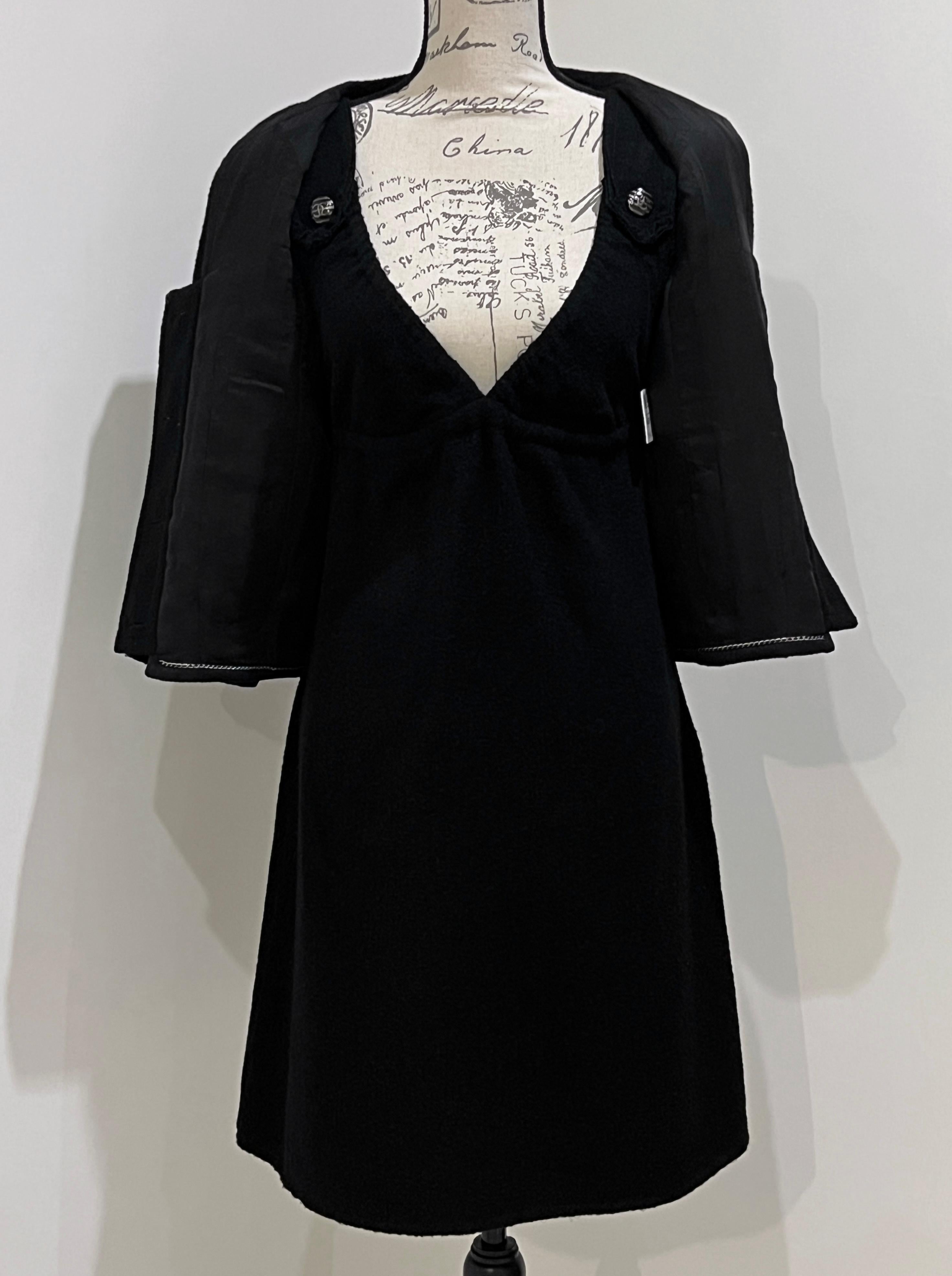 Chanel New Paris / Singapore Black Tweed Jacket and Dress Set 10