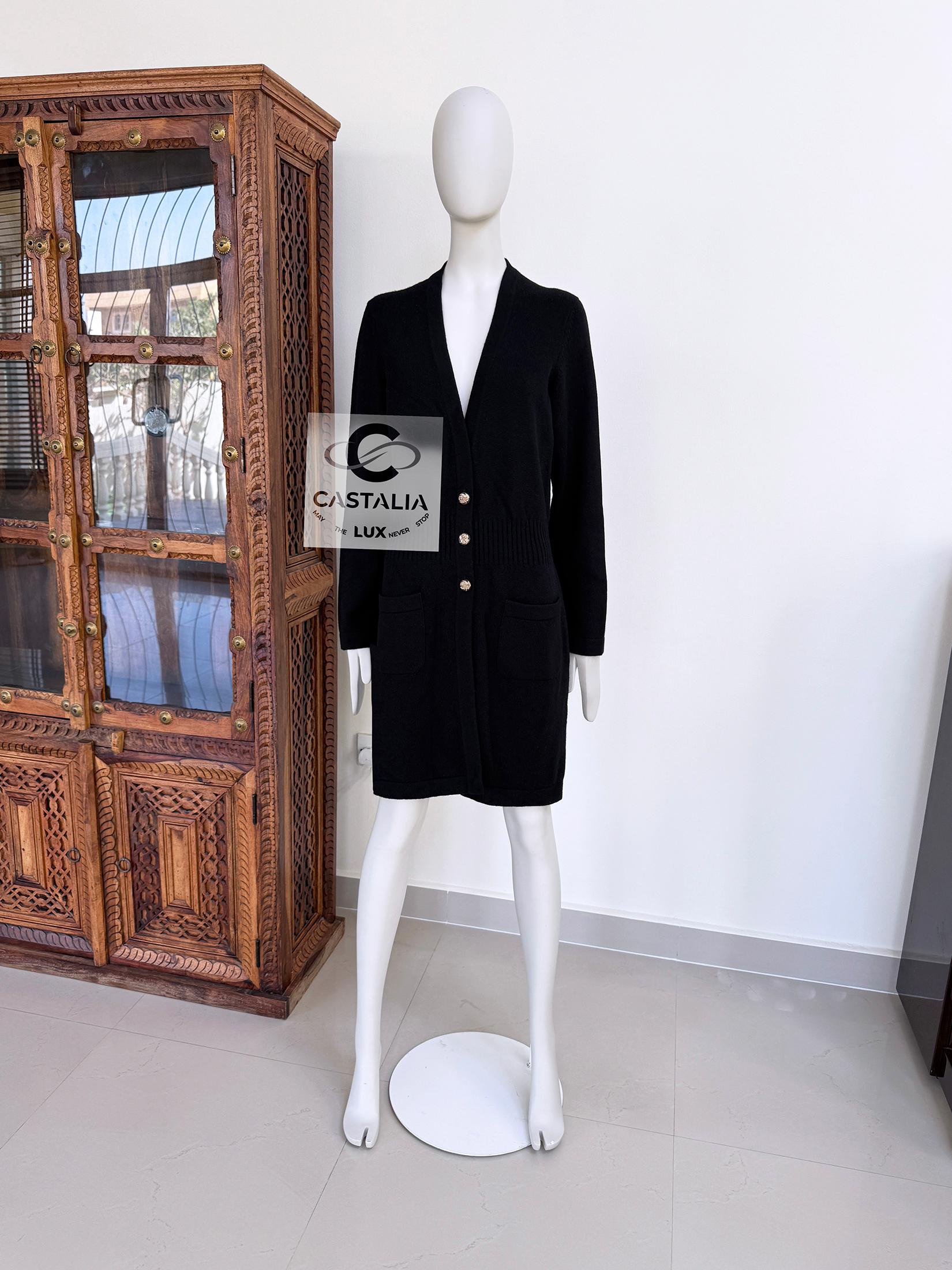 Chanel New Paris / Venice Black Cashmere Cardi Coat 46 FR For Sale 5