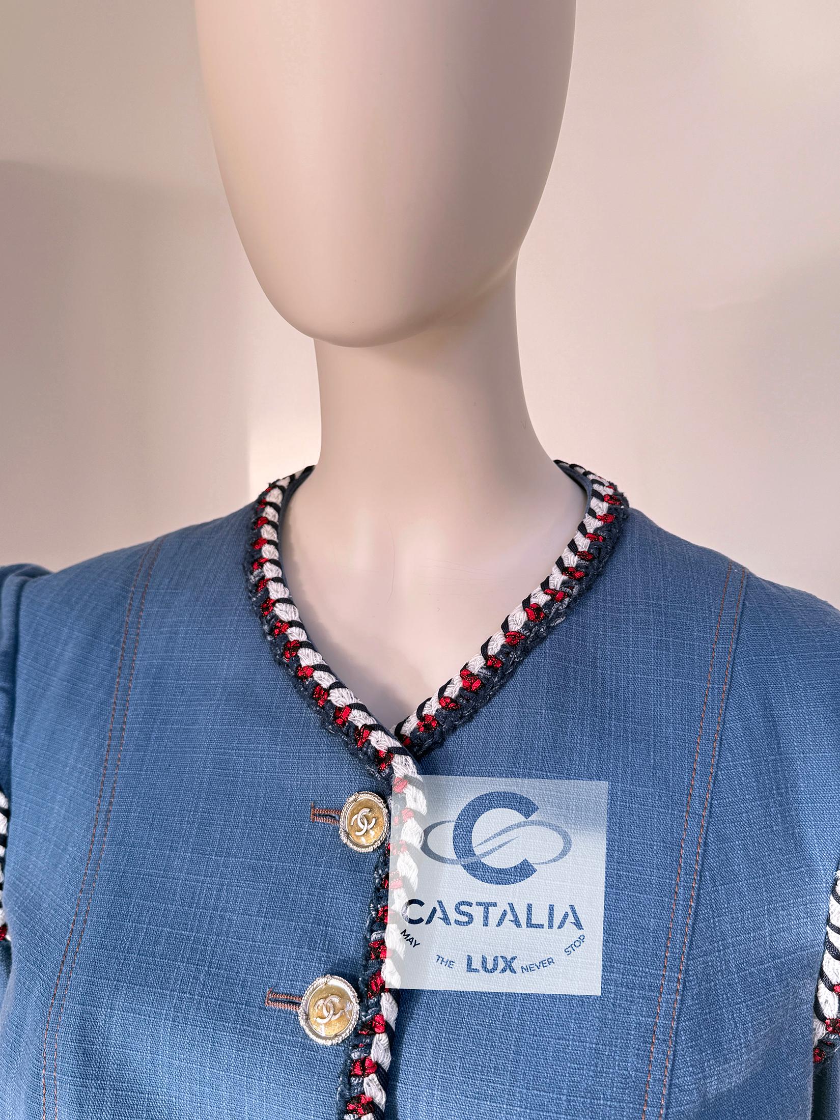 Chanel New Paris / Versailles Baroque Style Denim Jacket 42 FR For Sale 5