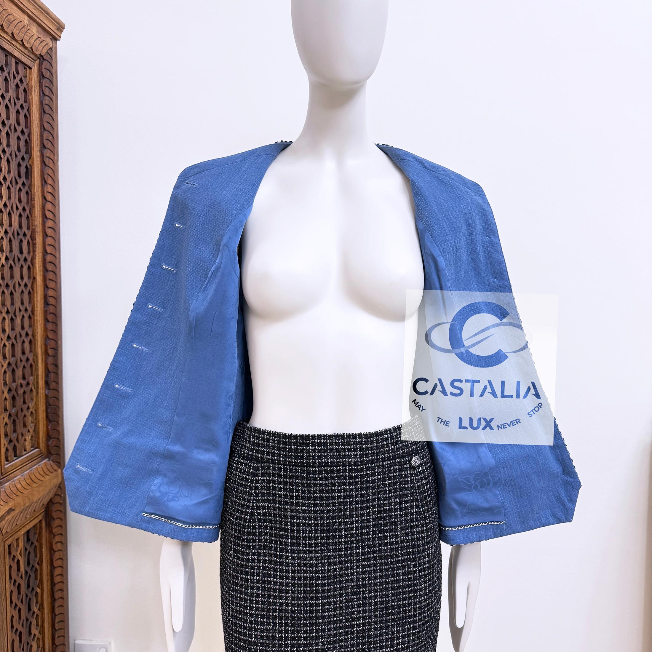 Chanel New Paris / Versailles Baroque Style Denim Jacket 42 FR For Sale 7