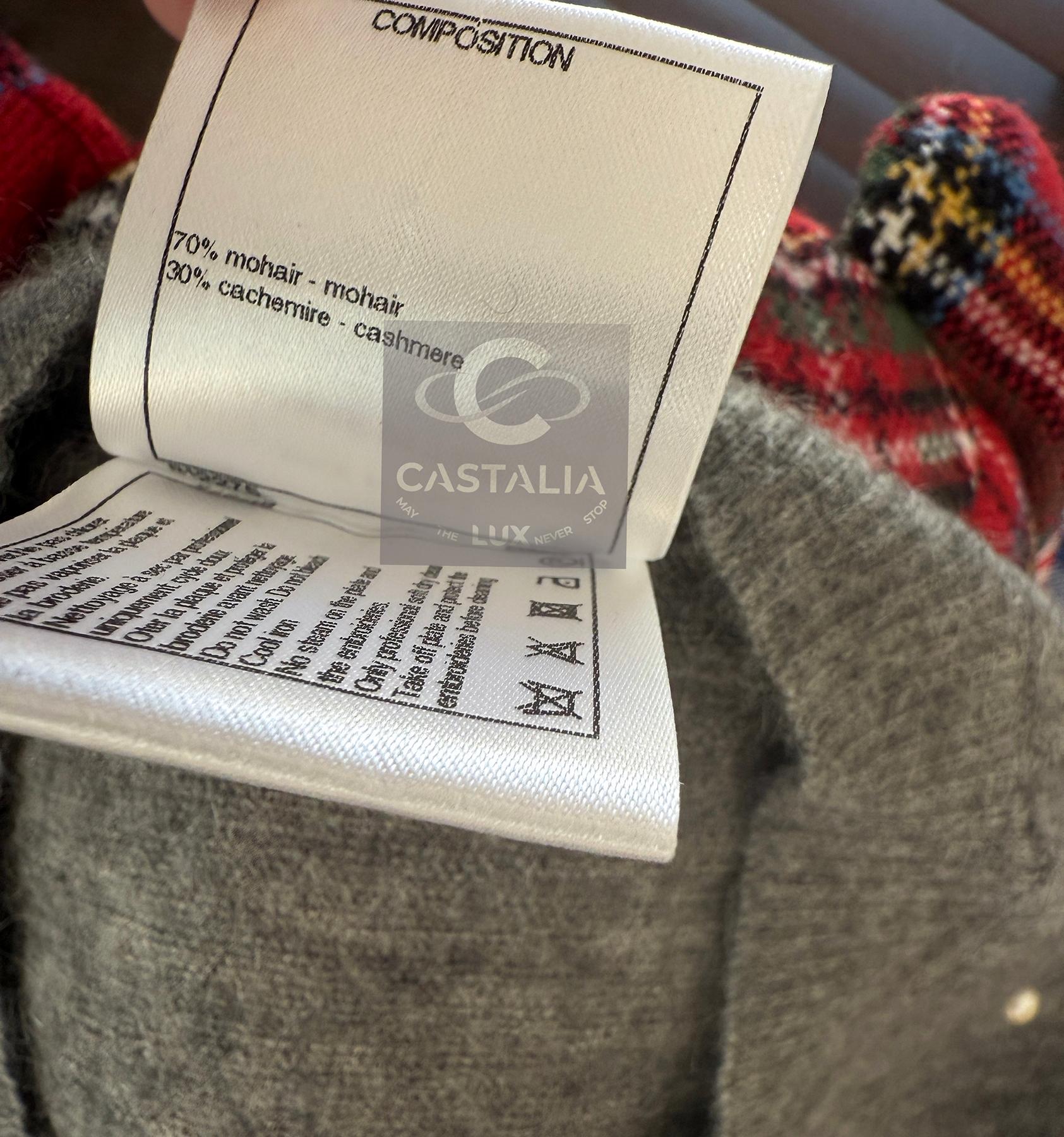 Chanel New Pearl Embellished Grey Jumper 34 FR For Sale 6