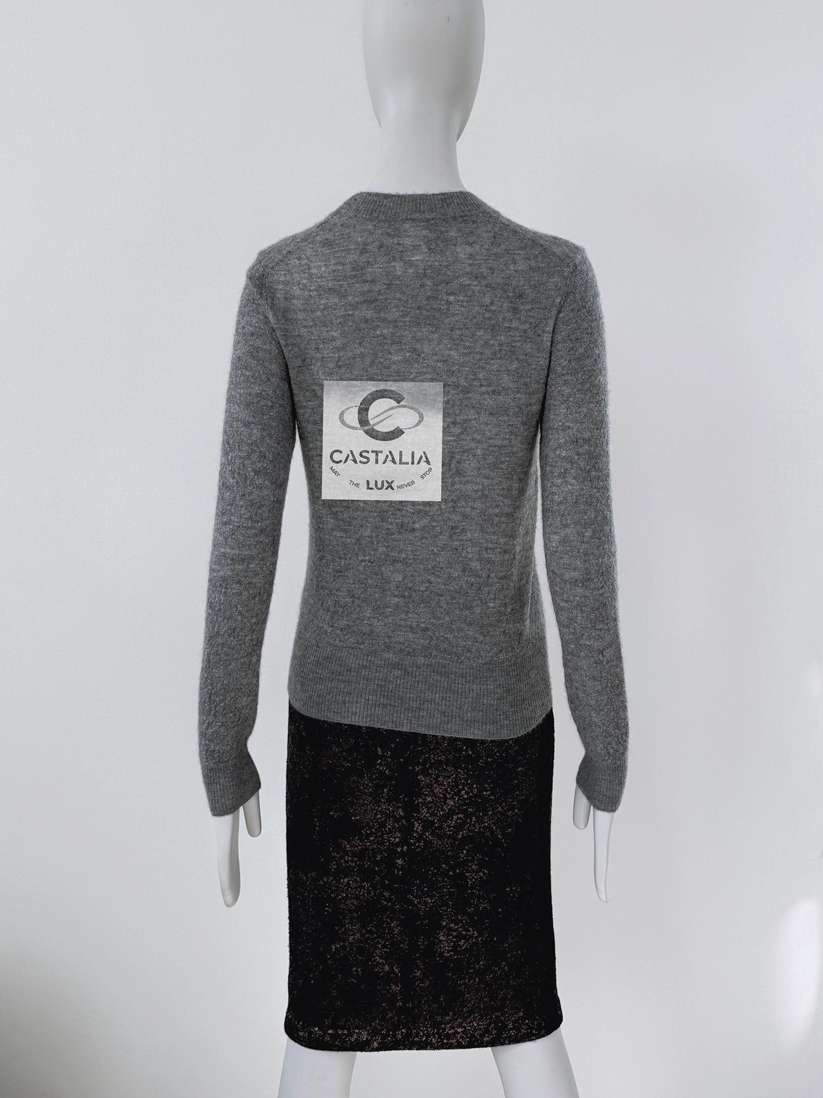 Chanel New Pearl Embellished Grey Jumper 34 FR For Sale 4