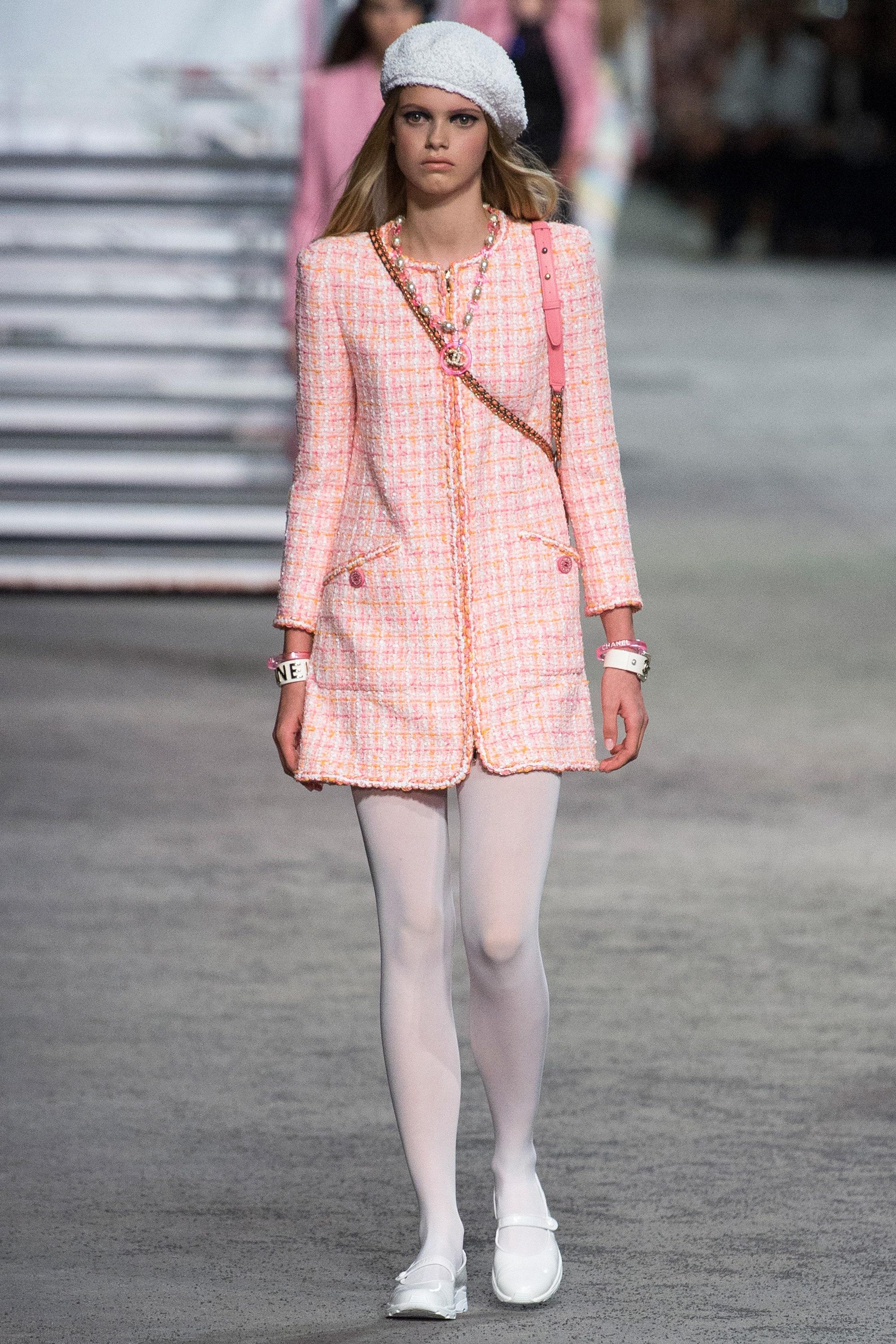 Chanel Neue Penelope Cruz Stil Lesage Tweed-Jacke (Pink)