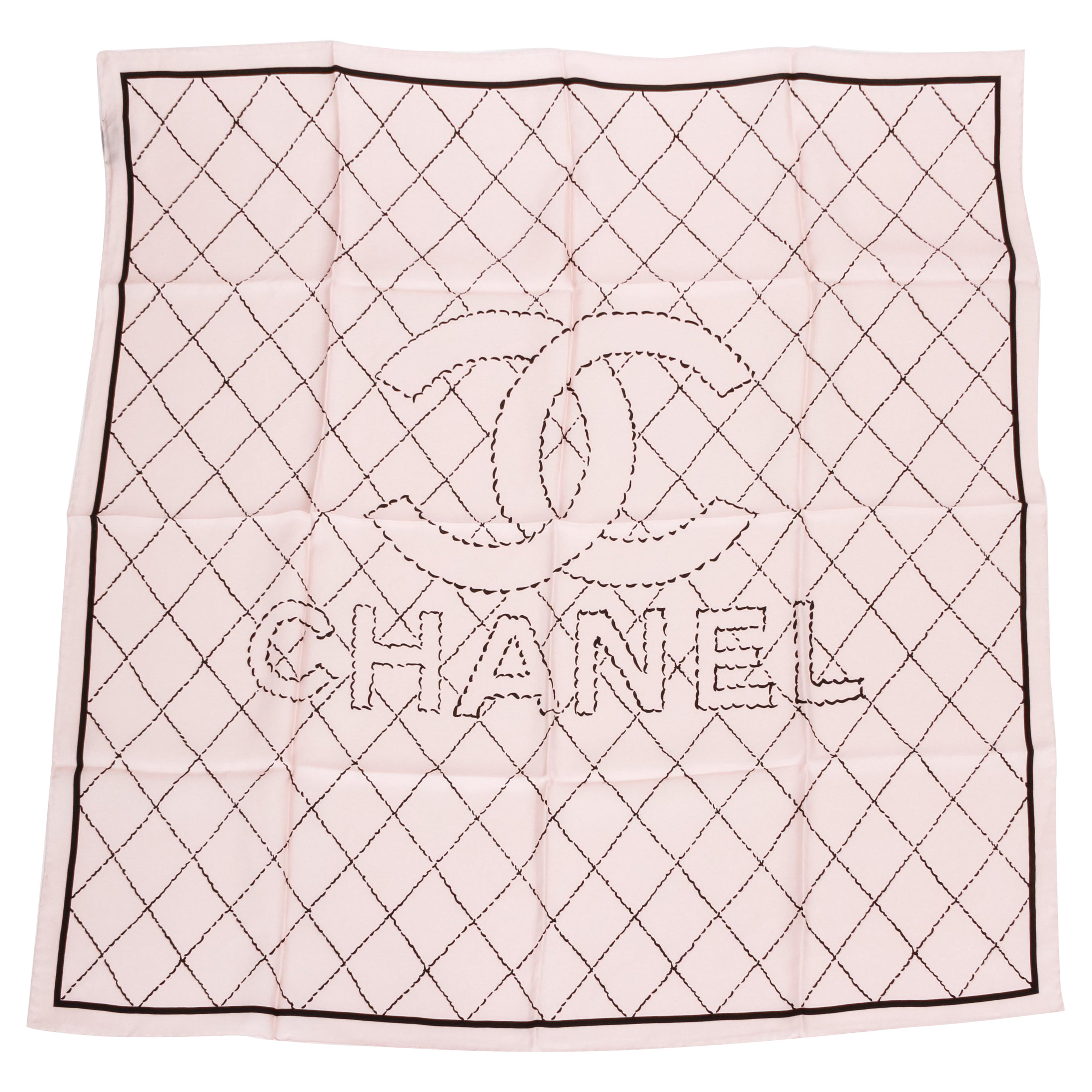 Chanel nouveau foulard matelassé rose et noir
