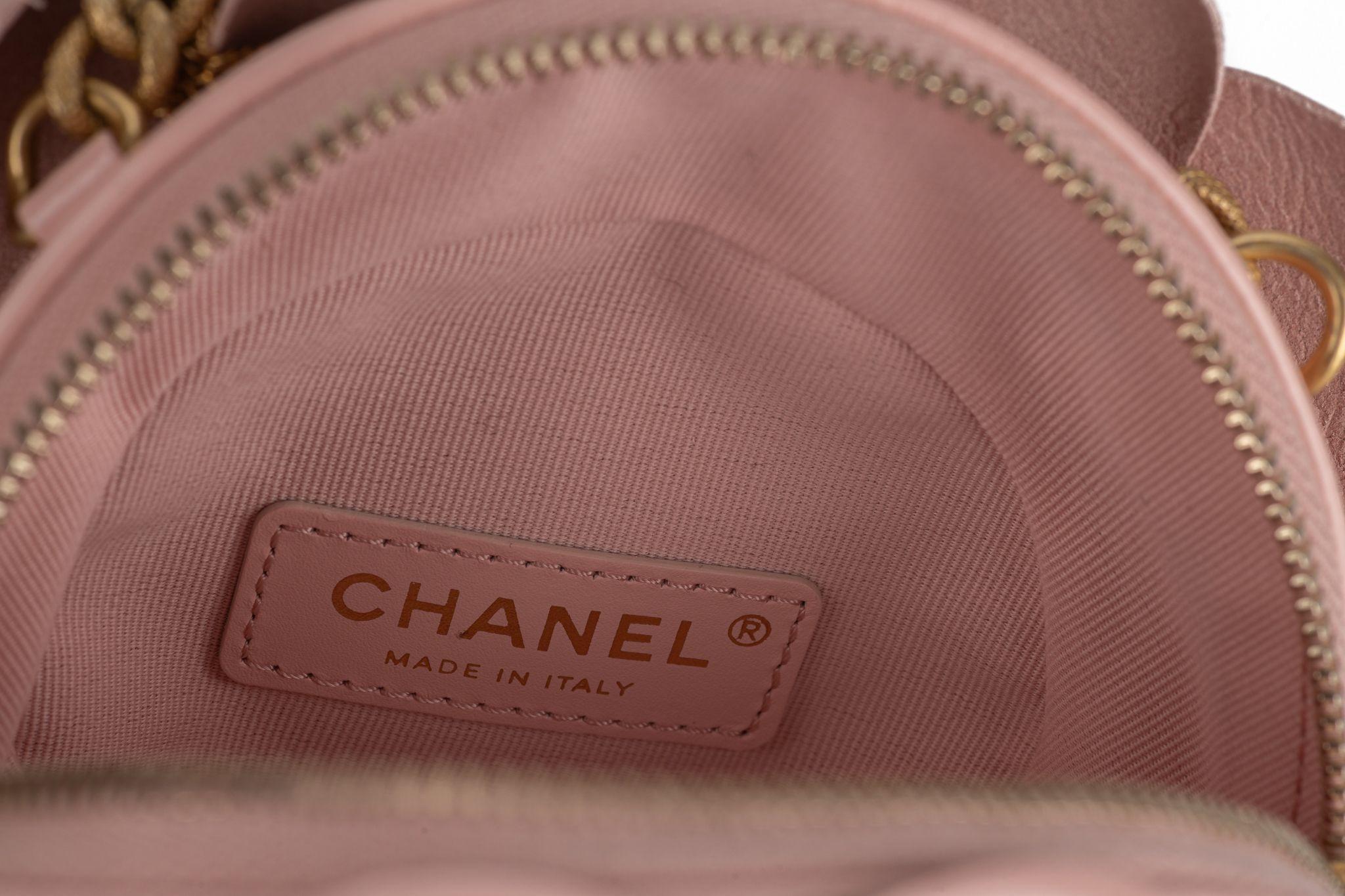 Chanel New Rosa Kamelie Runde Tasche im Angebot 5