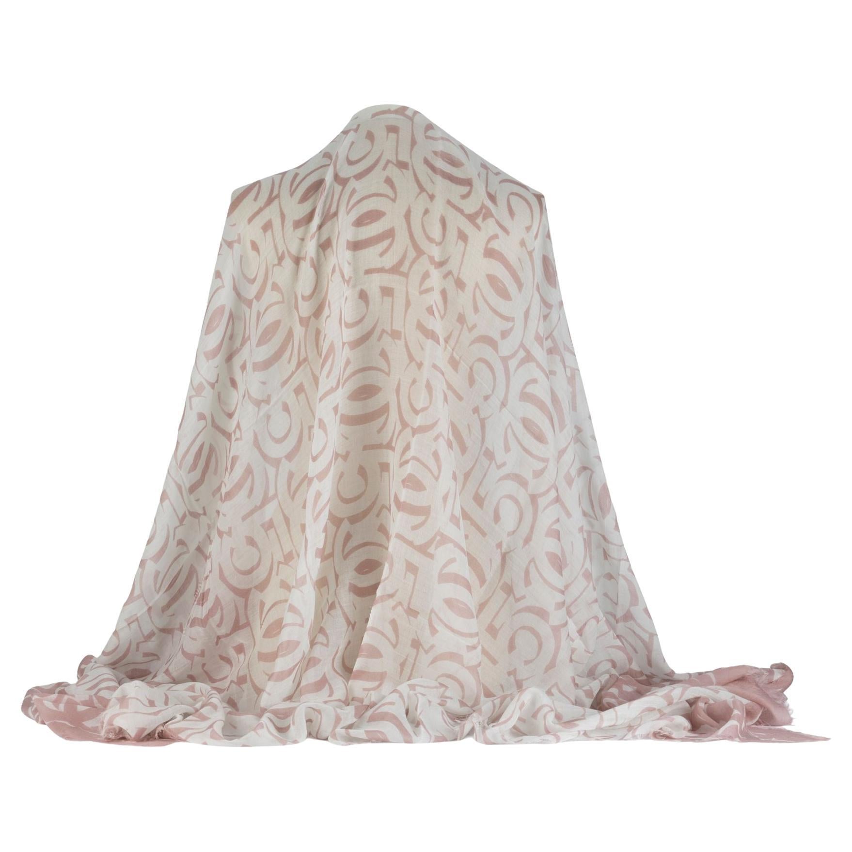 Chanel New Pink White Cashmere Shawl (Châle en cachemire)