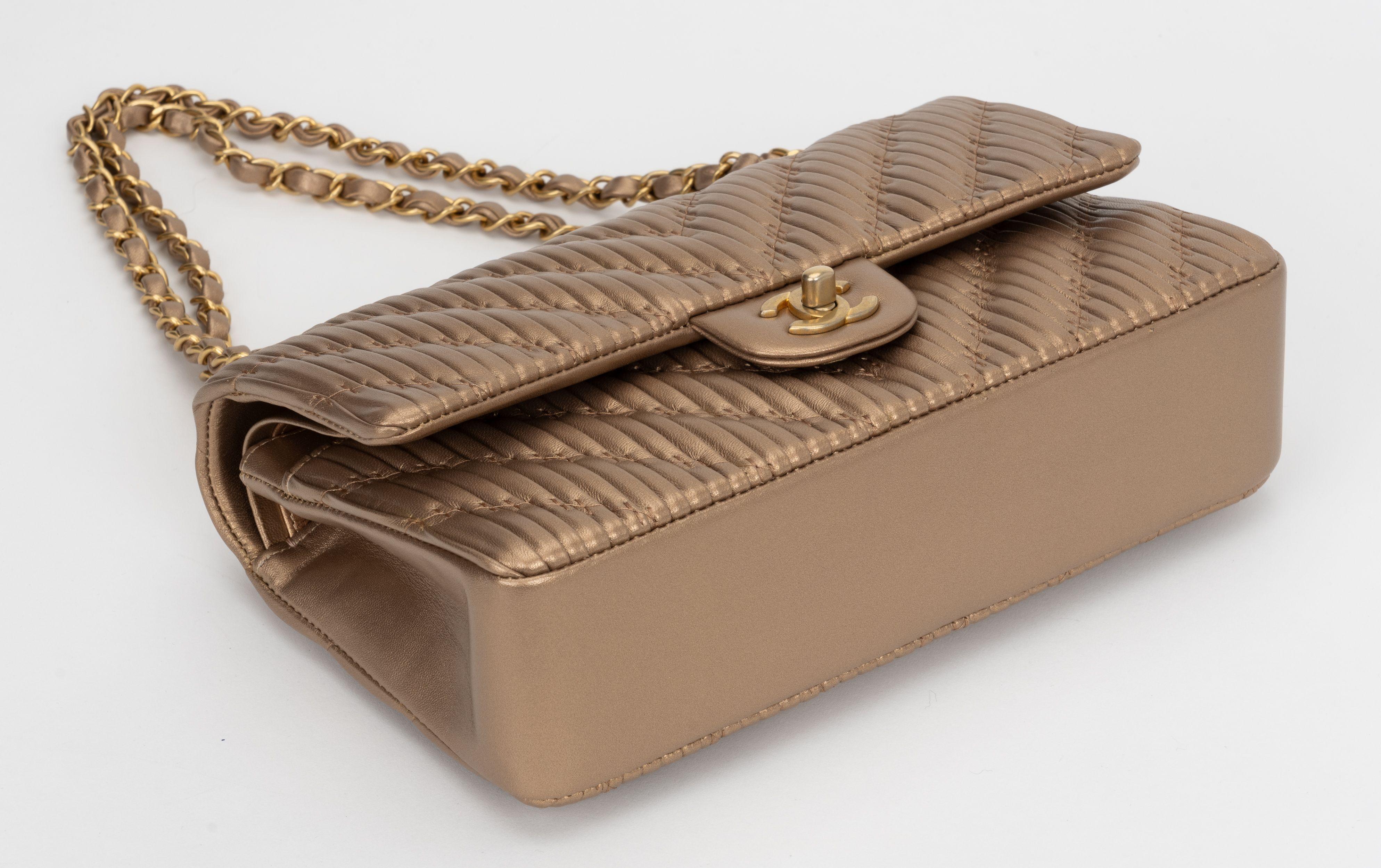 Chanel New Pleated Gold Double Flap In New Condition For Sale In West Hollywood, CA