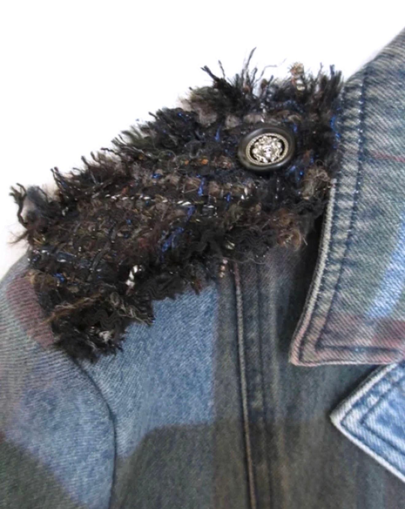 CHANEL New Rare Paris / Edinburgh Tartan Denim Jacket 36 FR en vente 5